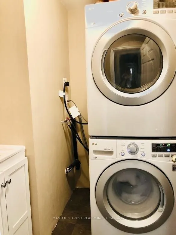 30 Kennedy Lane, #Ground