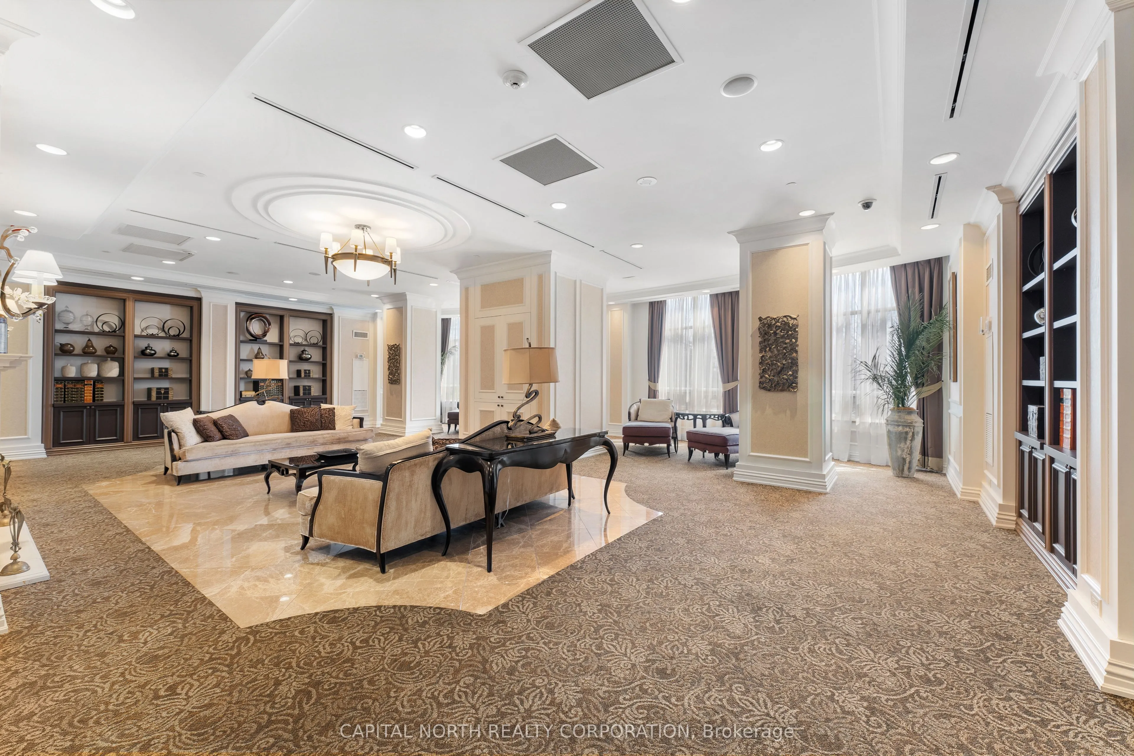 9245 Jane Street, #611