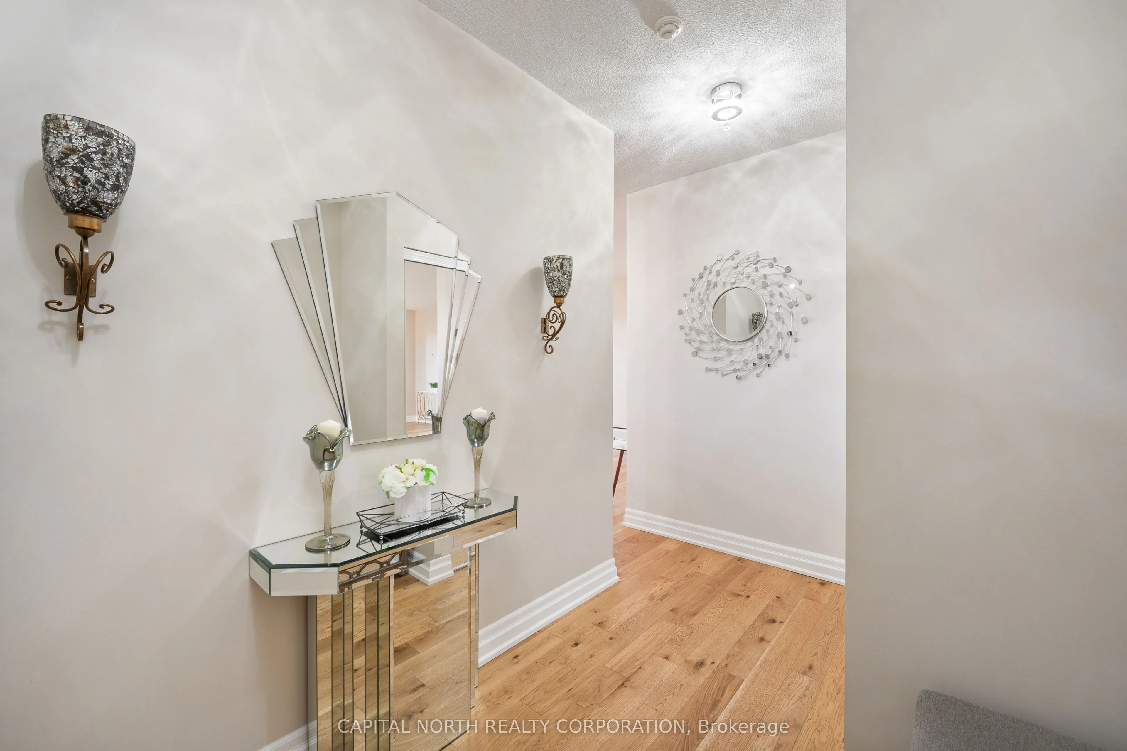 9245 Jane Street, #611