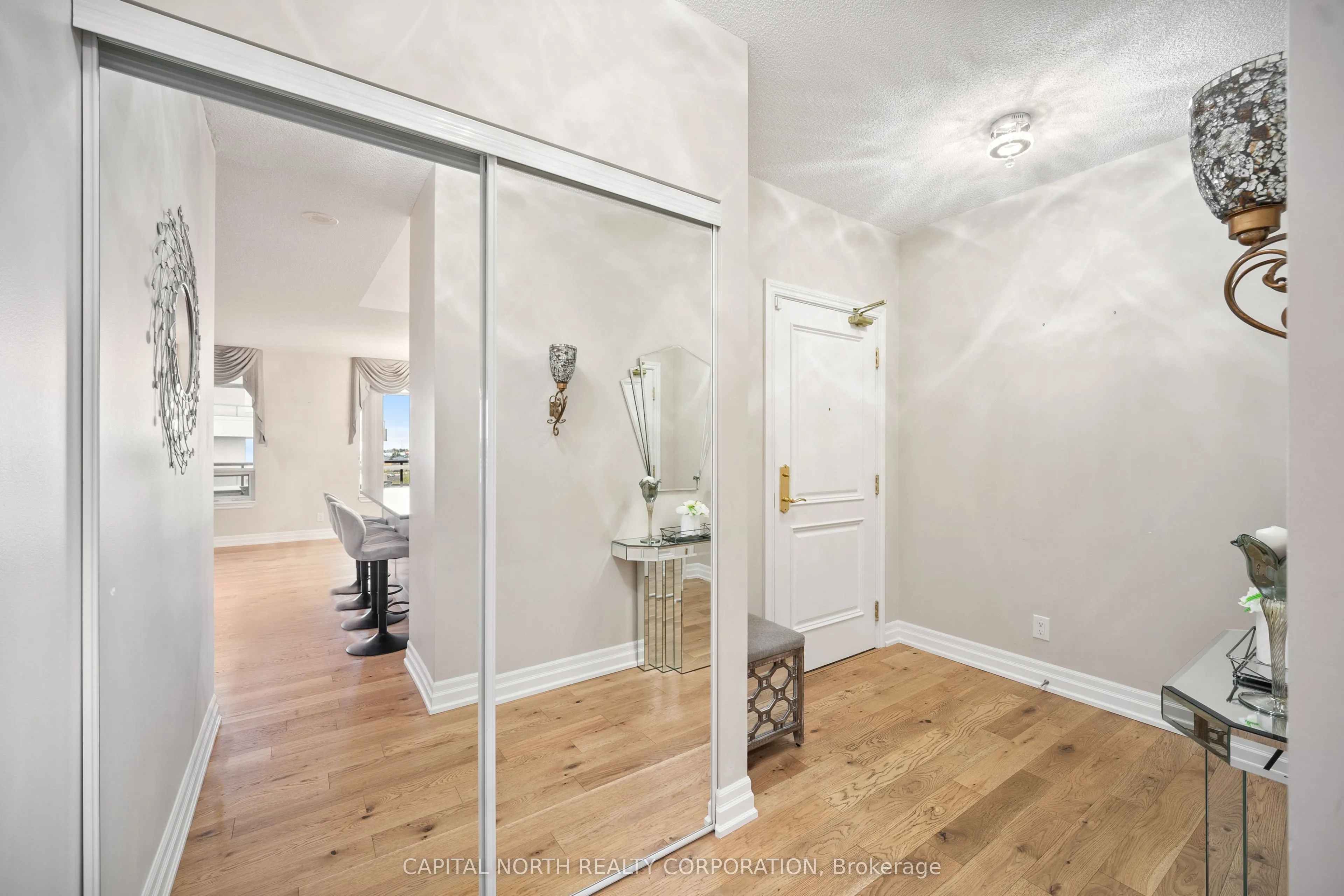 9245 Jane Street, #611