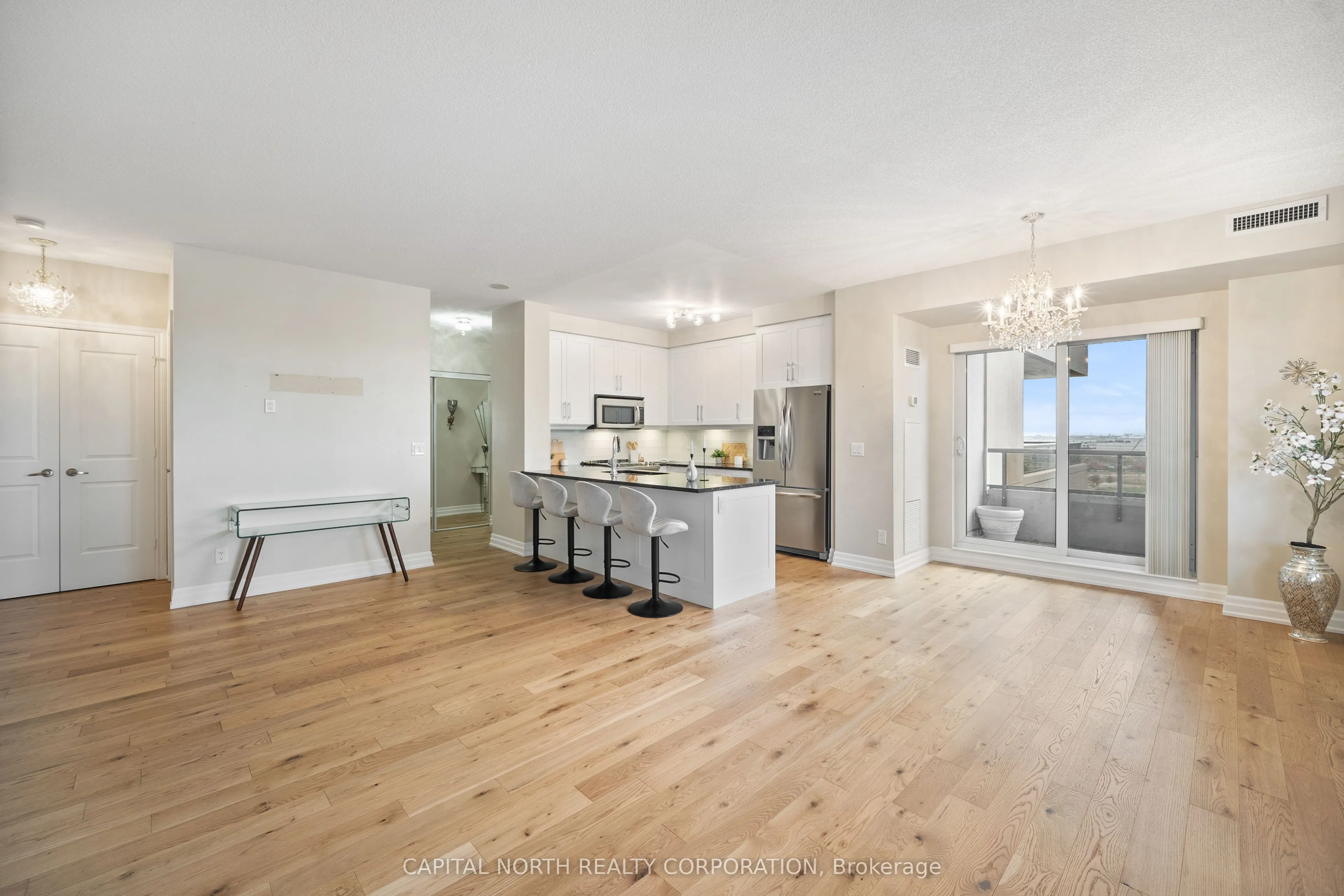 9245 Jane Street, #611