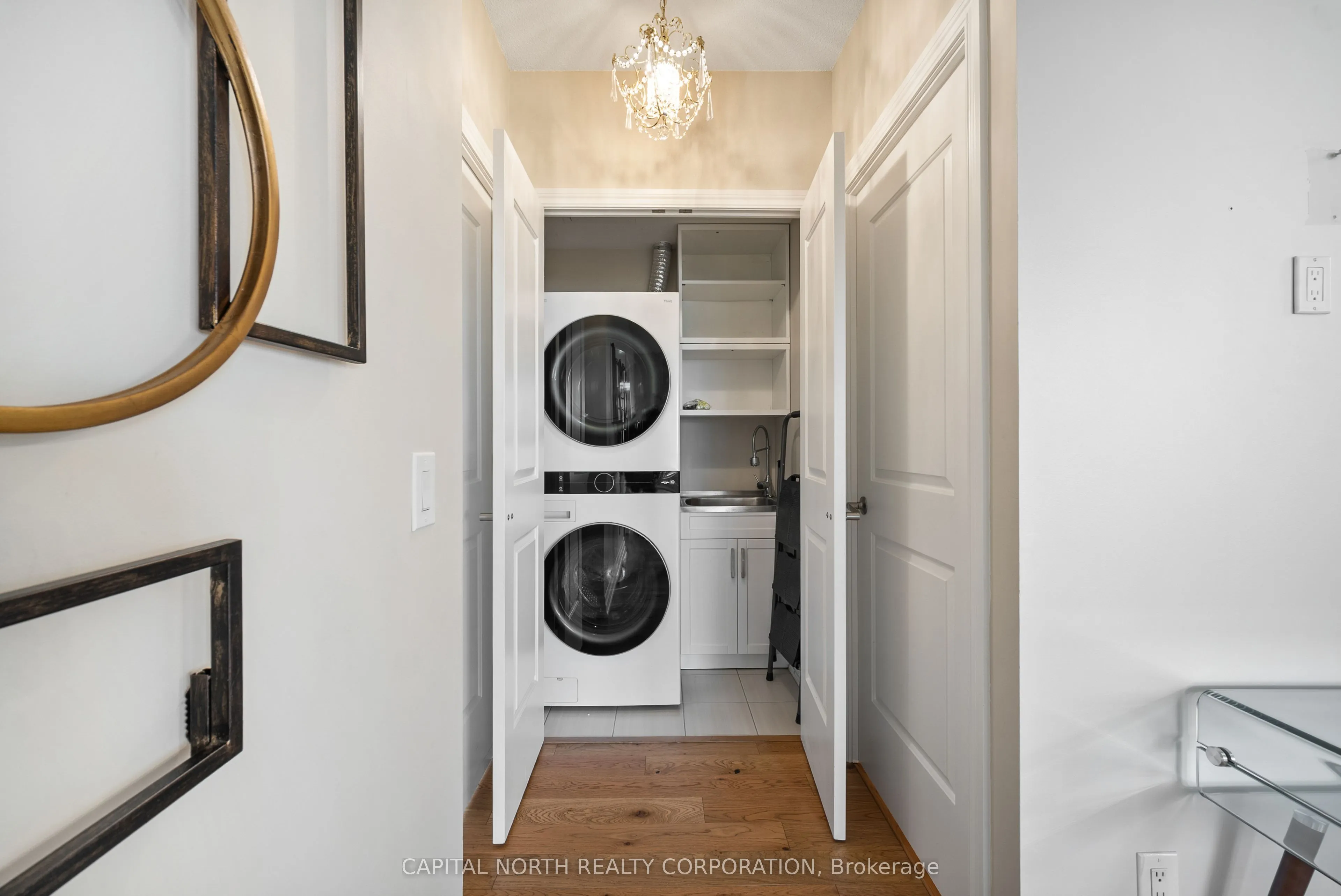 9245 Jane Street, #611