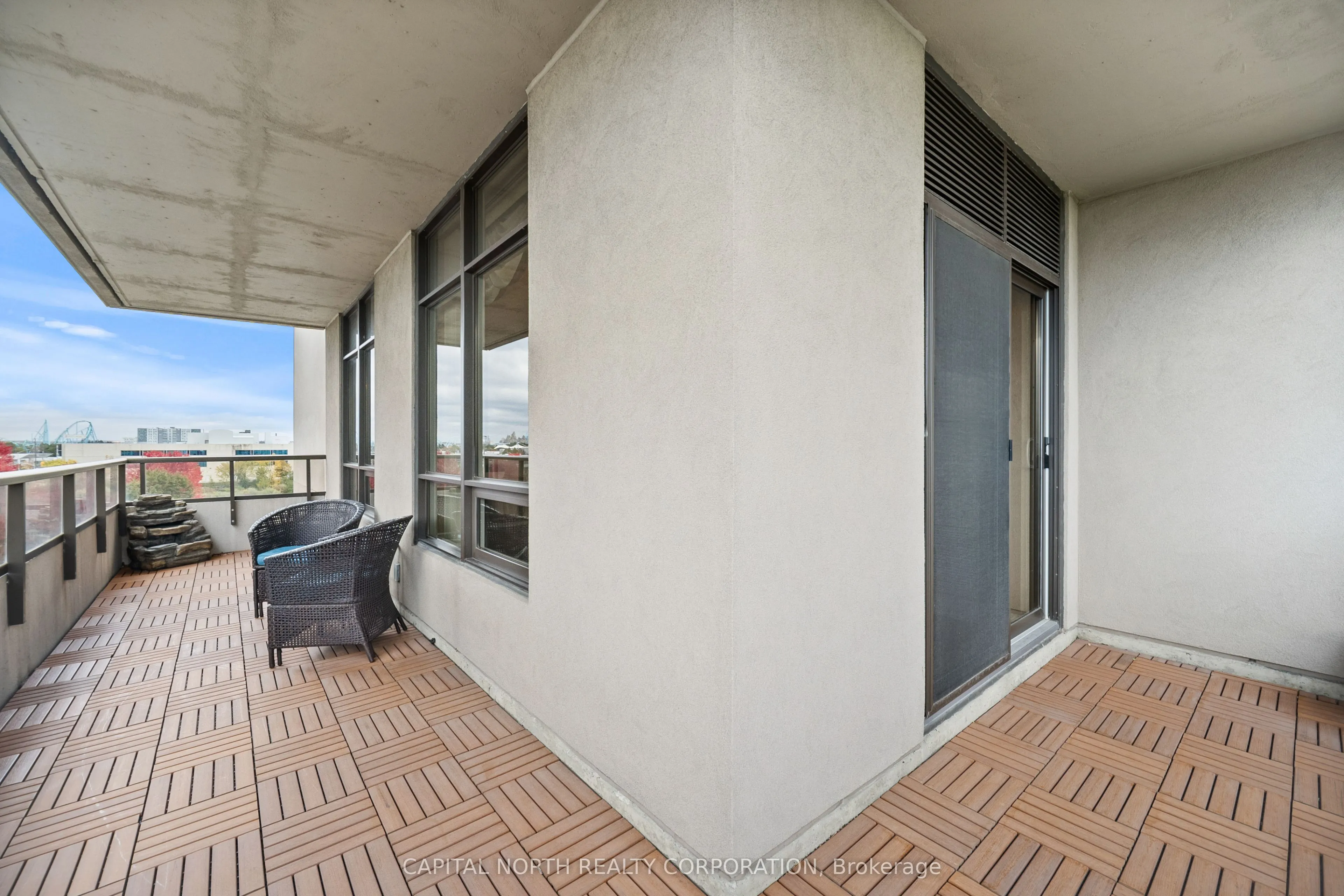 9245 Jane Street, #611