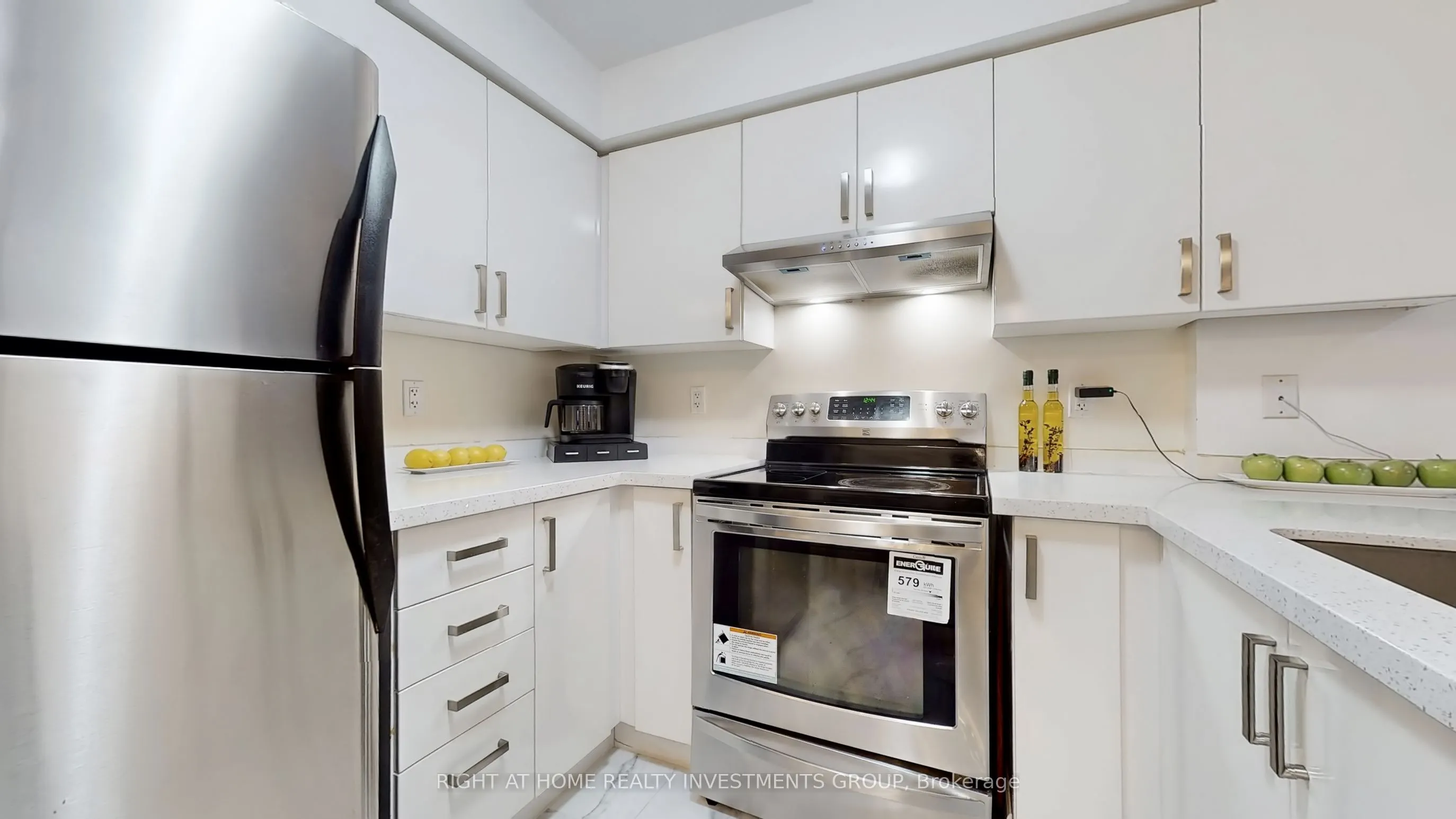 316 John Street, #118