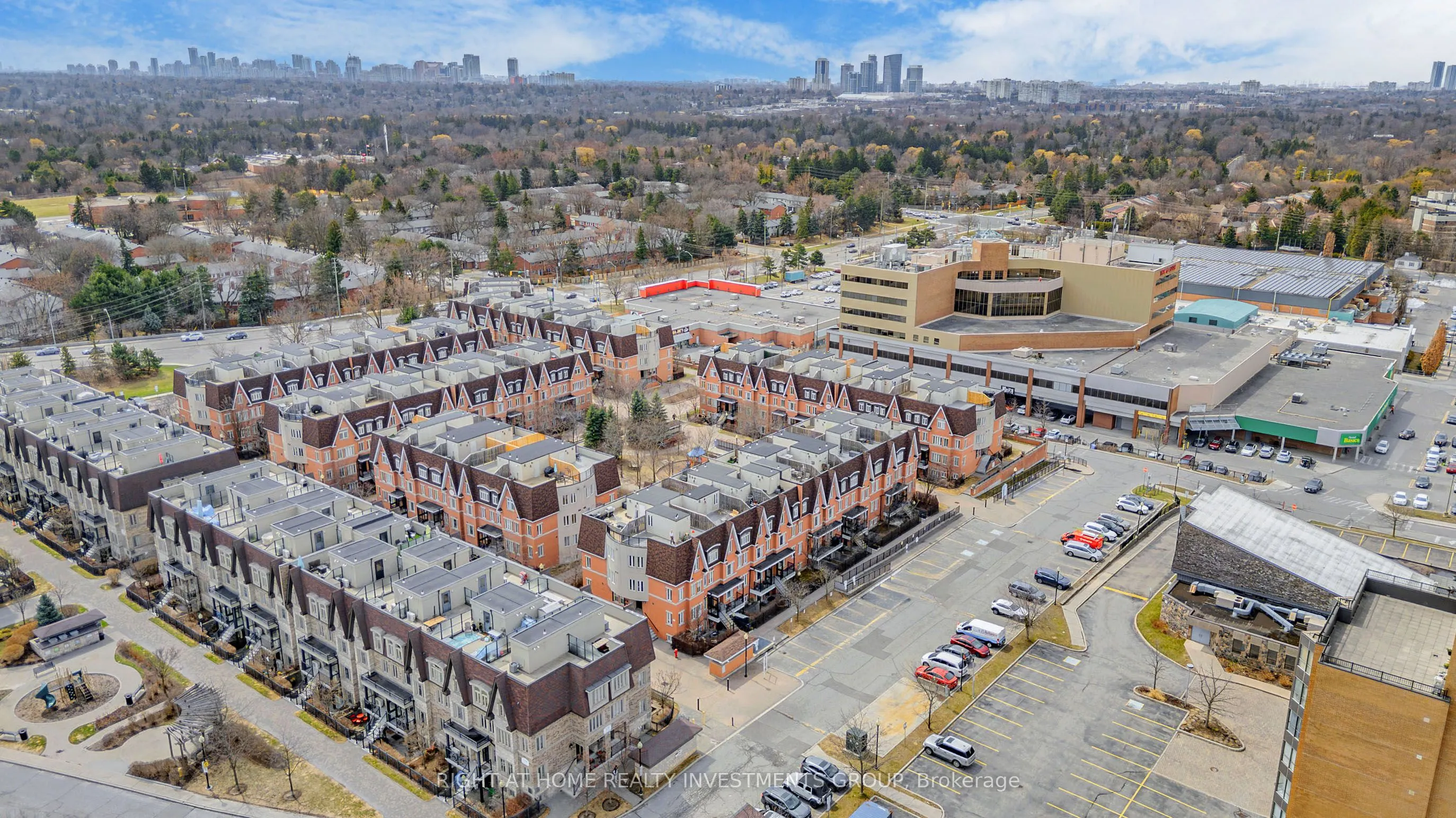 316 John Street, #118