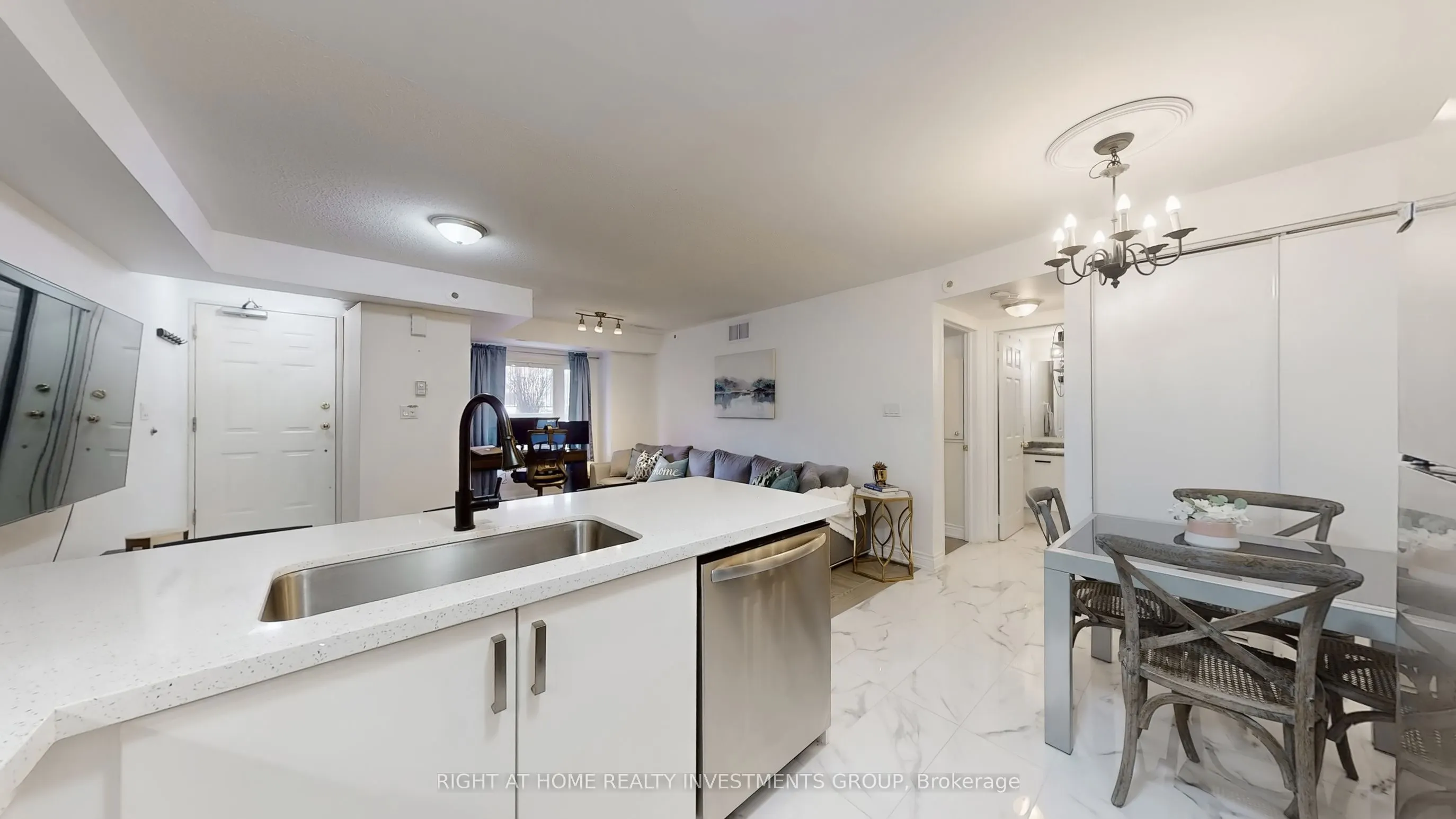 316 John Street, #118