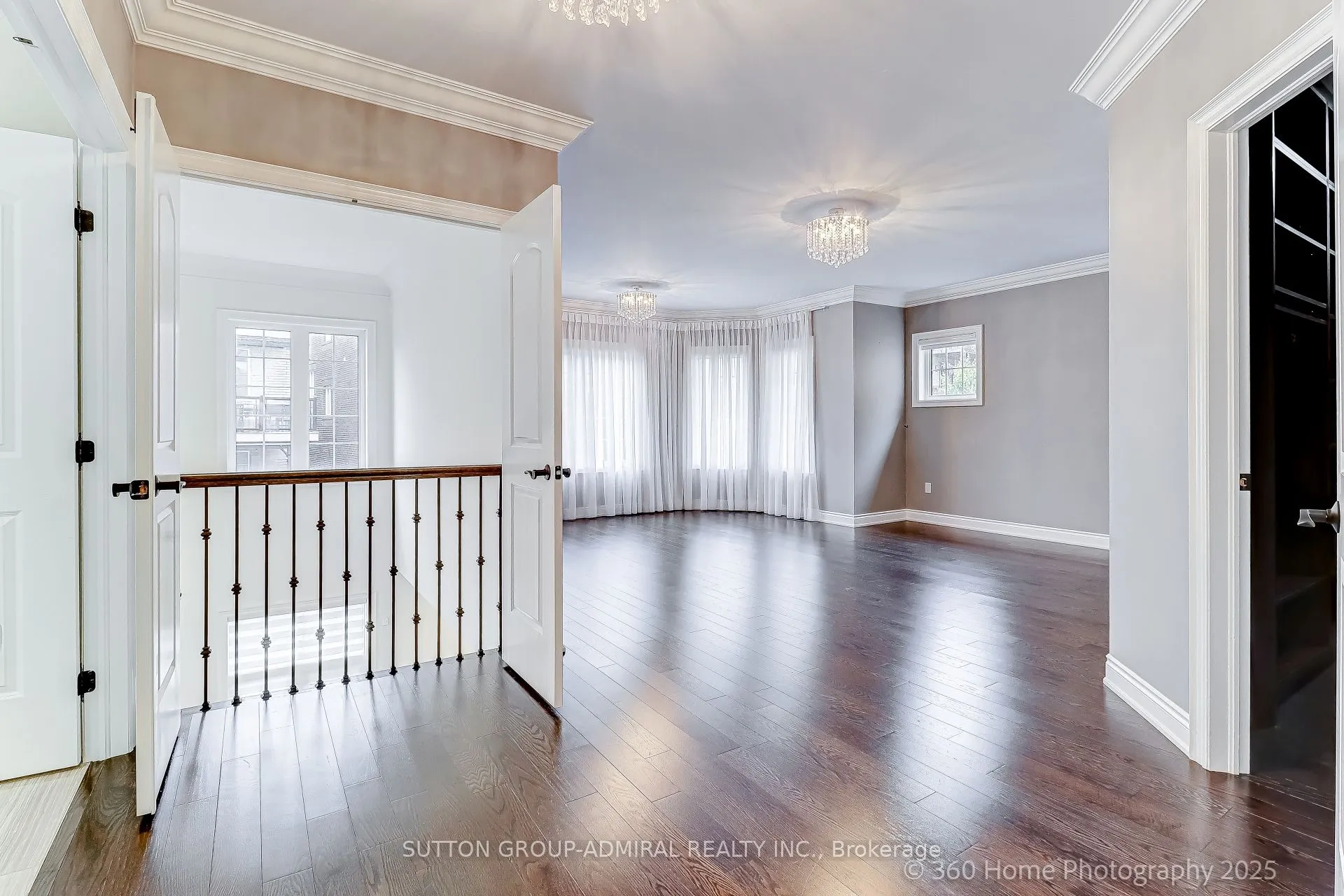 107 Queen Filomena Avenue