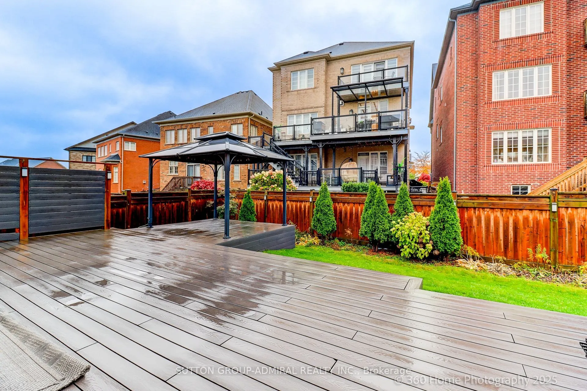 107 Queen Filomena Avenue