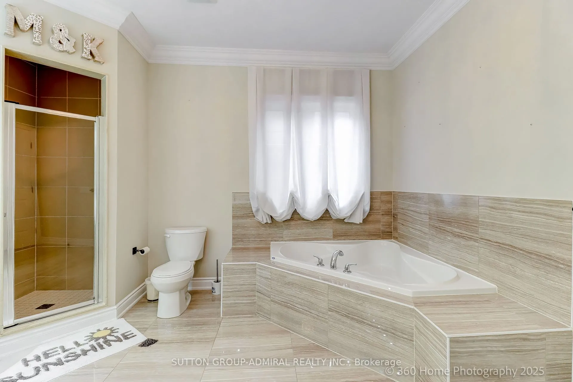 107 Queen Filomena Avenue