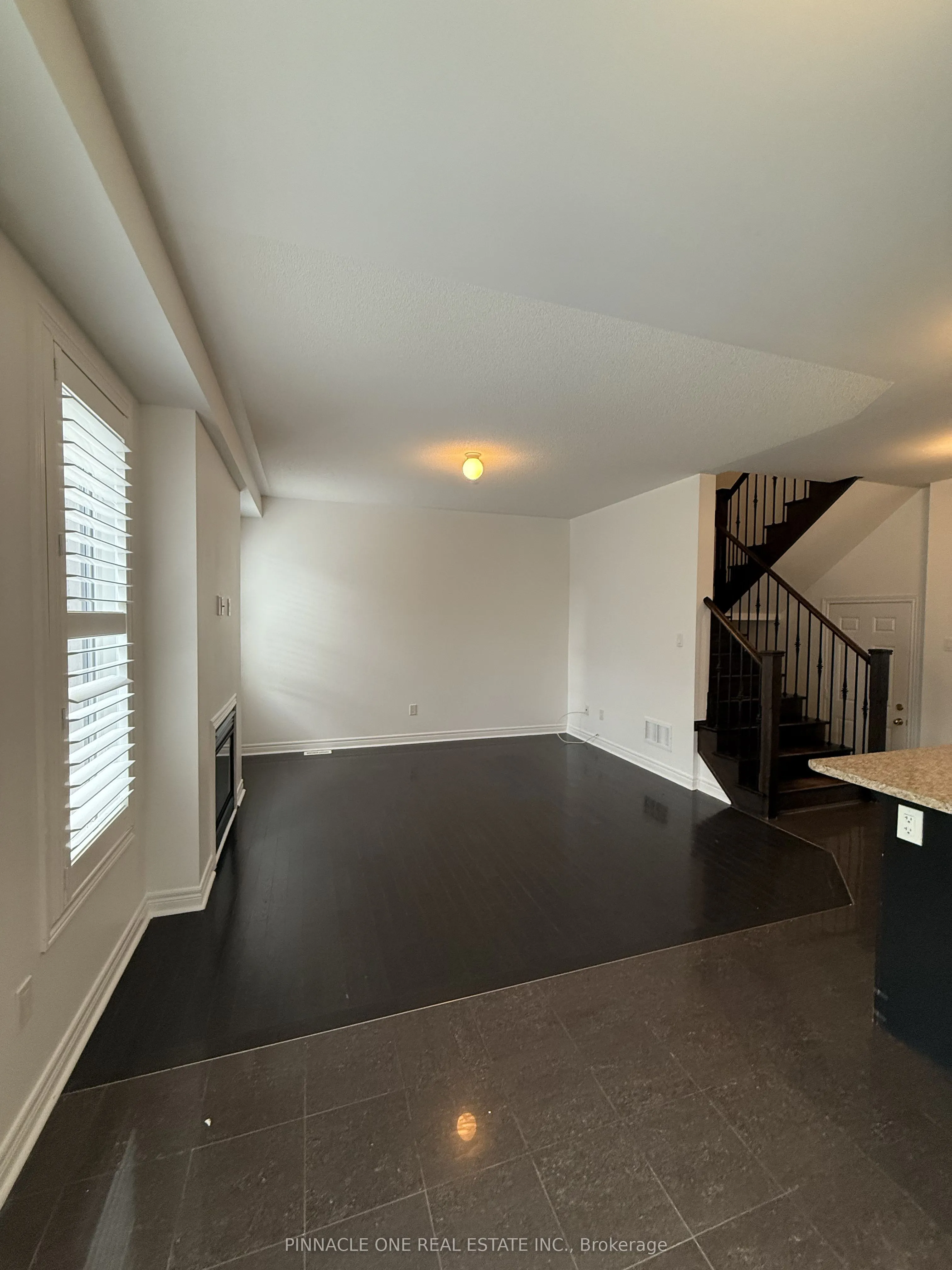 168 Durhamview Crescent