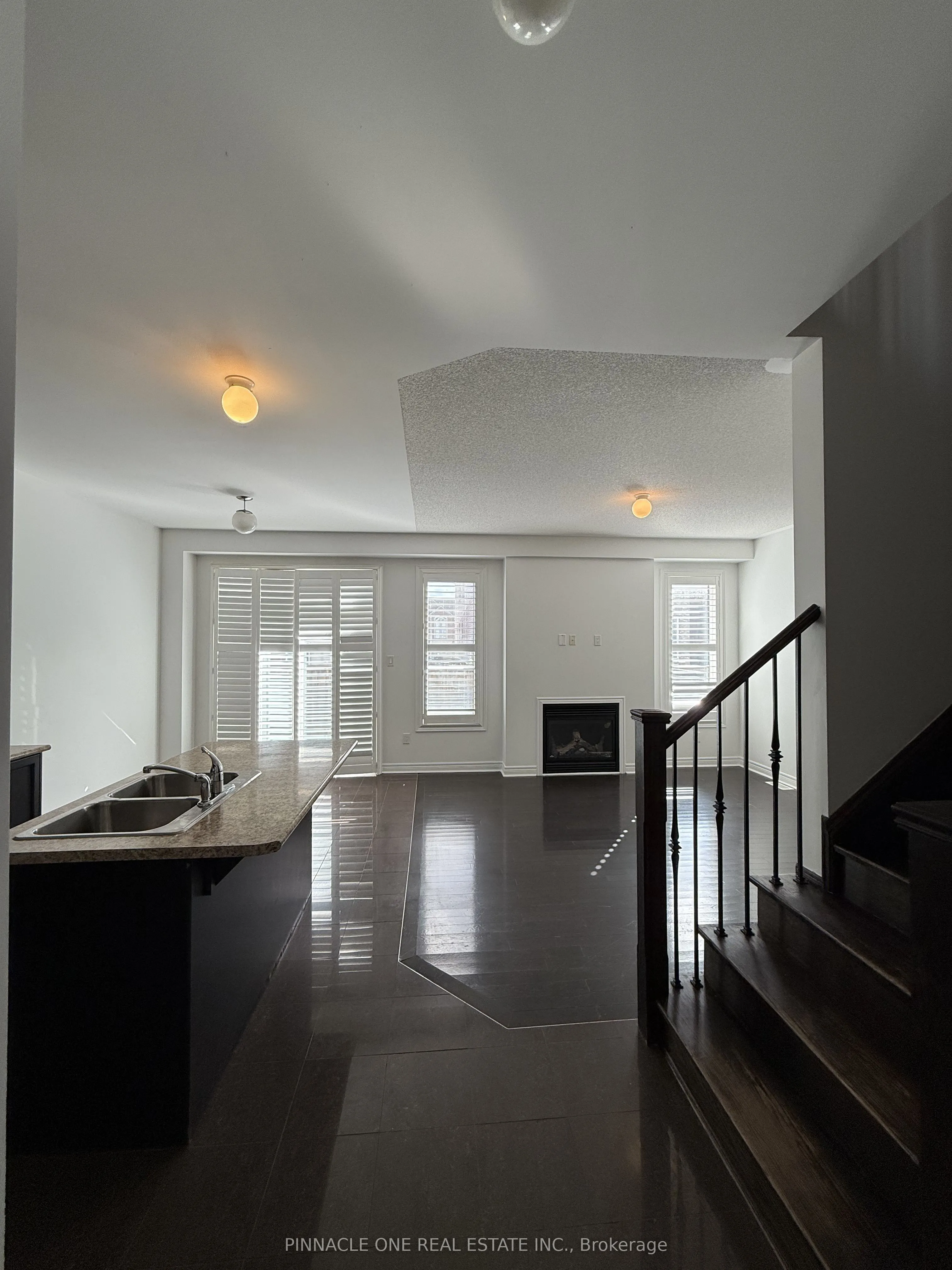 168 Durhamview Crescent