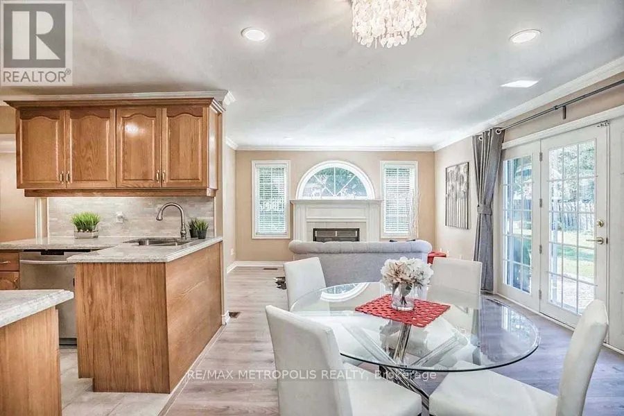 14 Strathroy Crescent