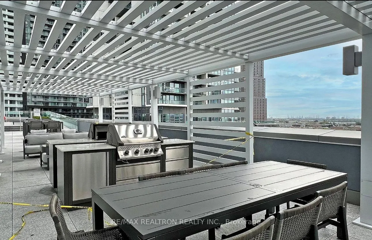 7890 Jane Street, #3806