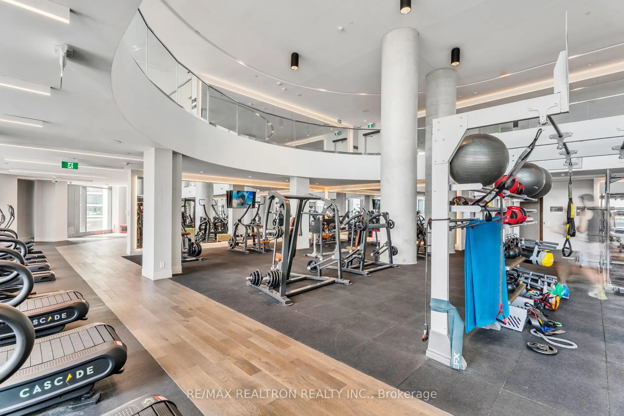 7890 Jane Street, #3806