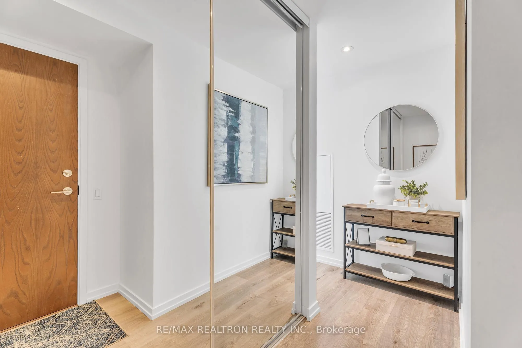 7890 Jane Street, #3806