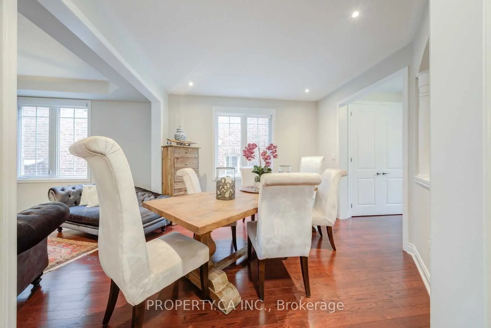 552 Valley Vista Drive