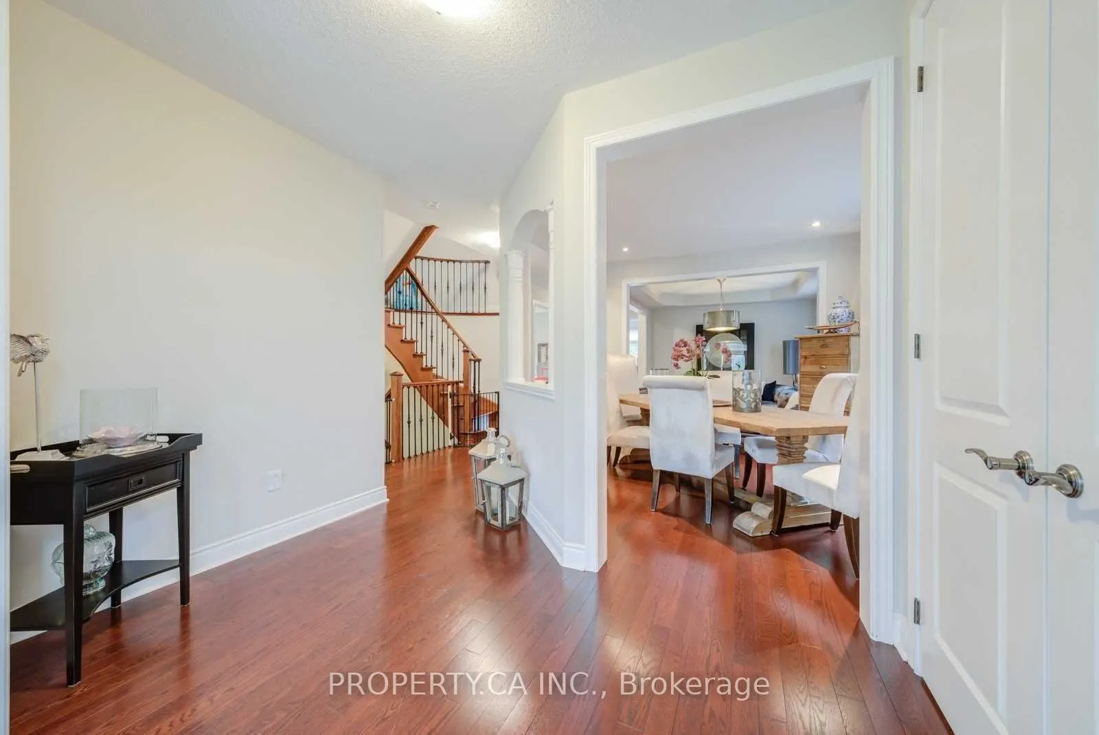 552 Valley Vista Drive