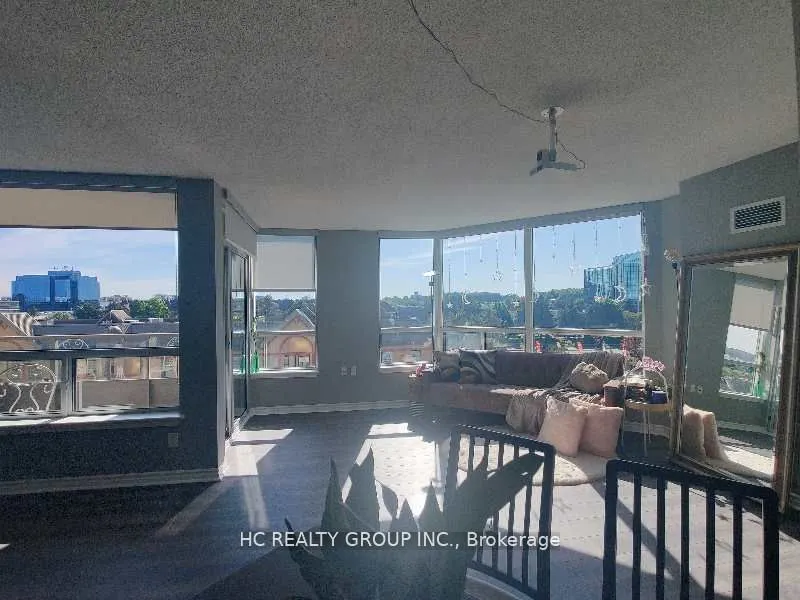 9015 Leslie Street, #609