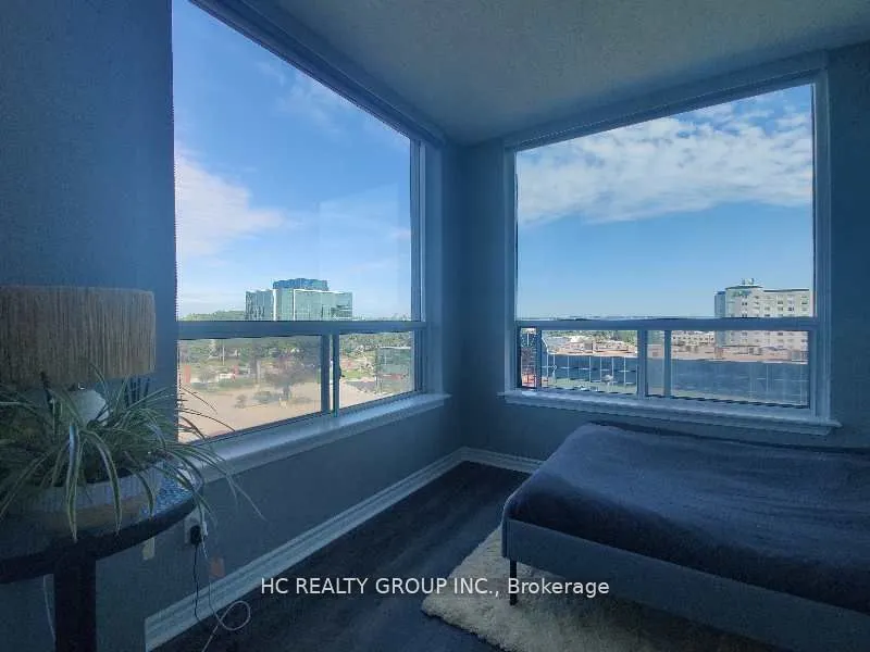 9015 Leslie Street, #609