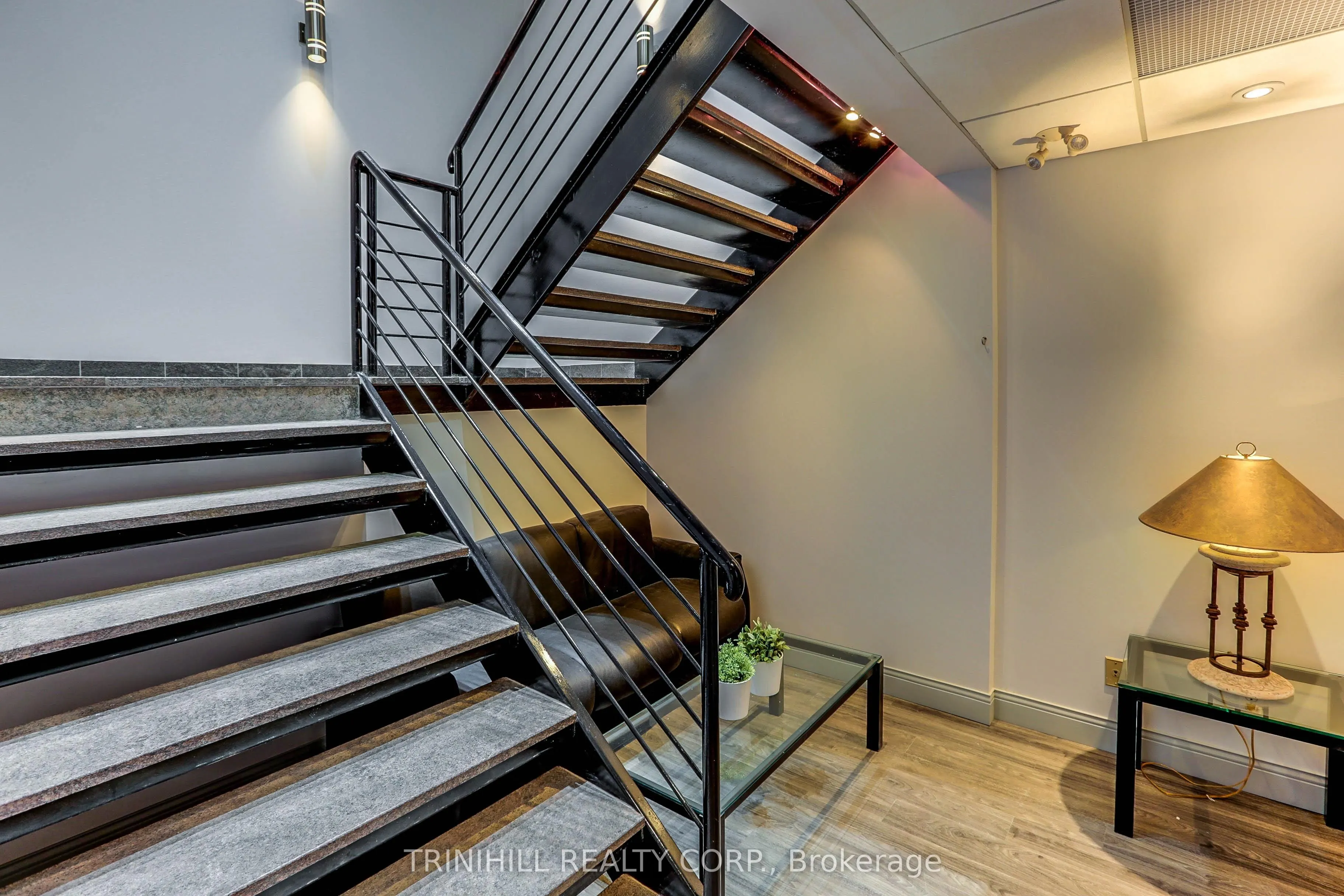 115 Woodstream Boulevard, #13