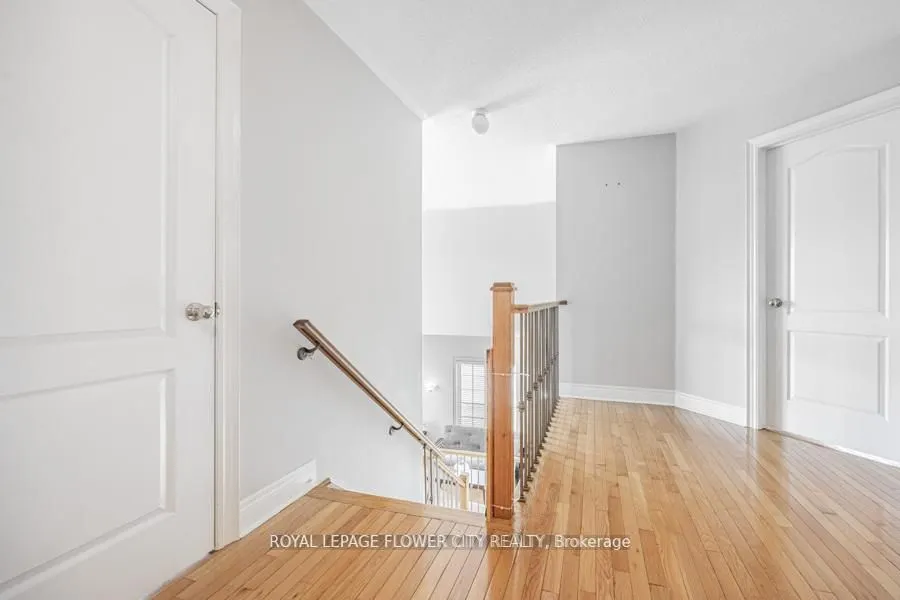 73 Hollywood Hill Circle