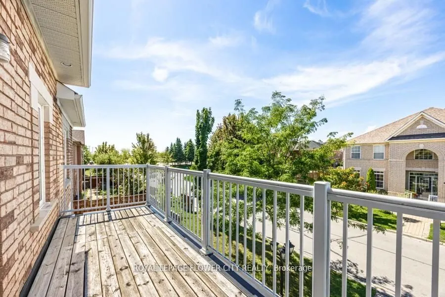 73 Hollywood Hill Circle