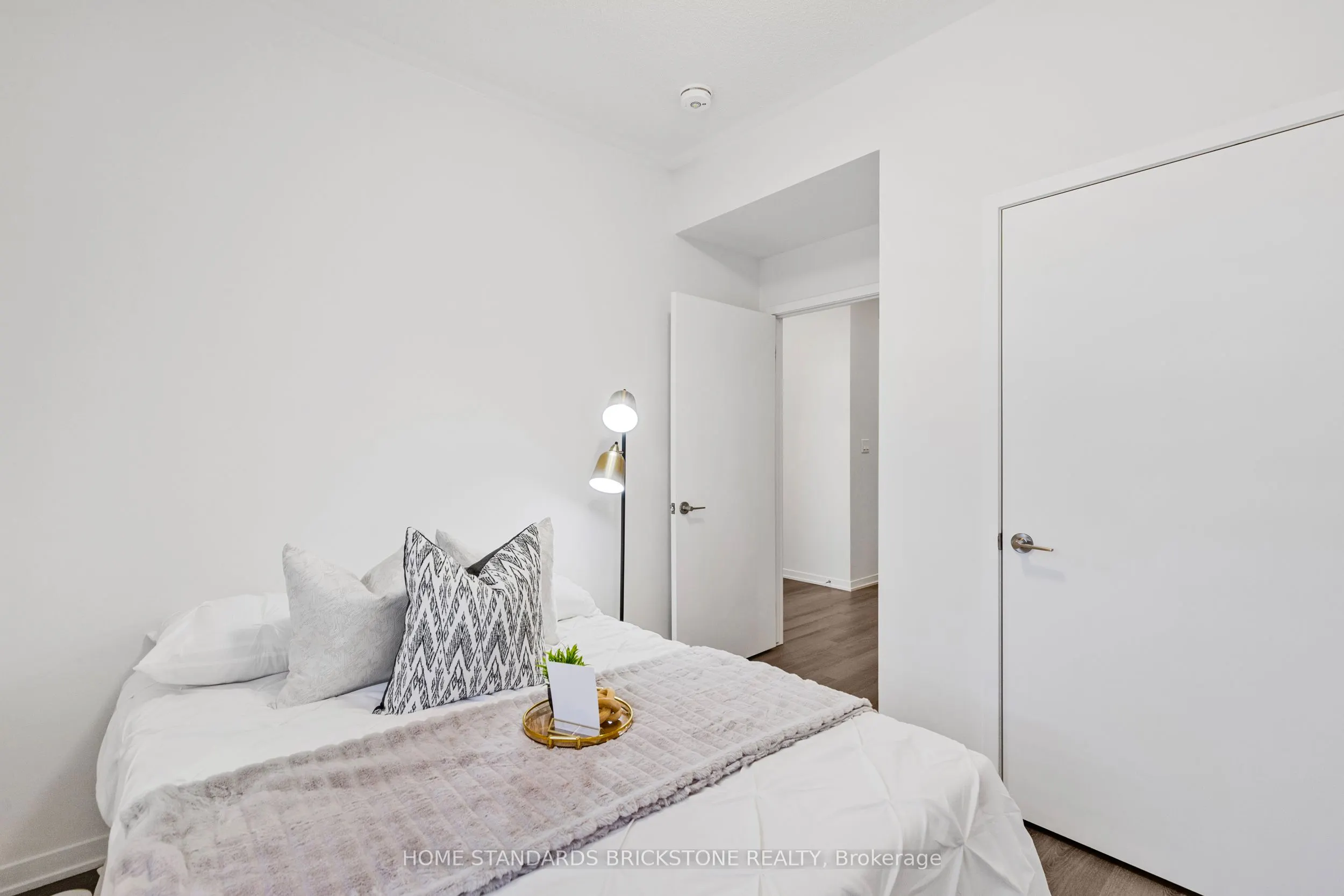 90 Honeycrisp Crescent, #TH 366