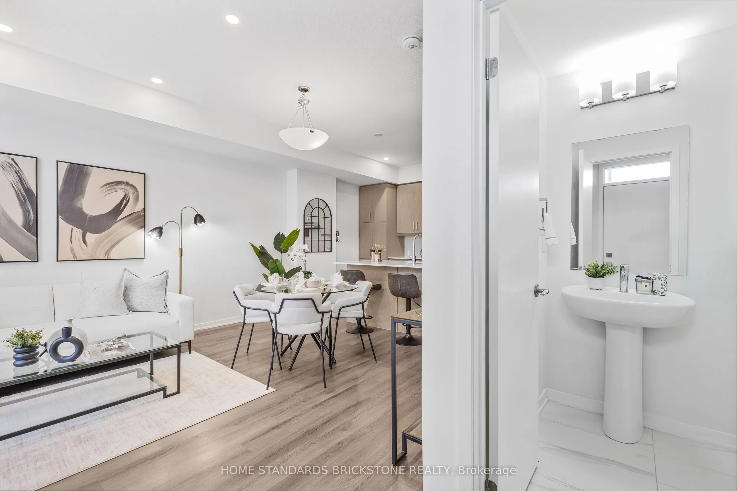 90 Honeycrisp Crescent, #TH 366