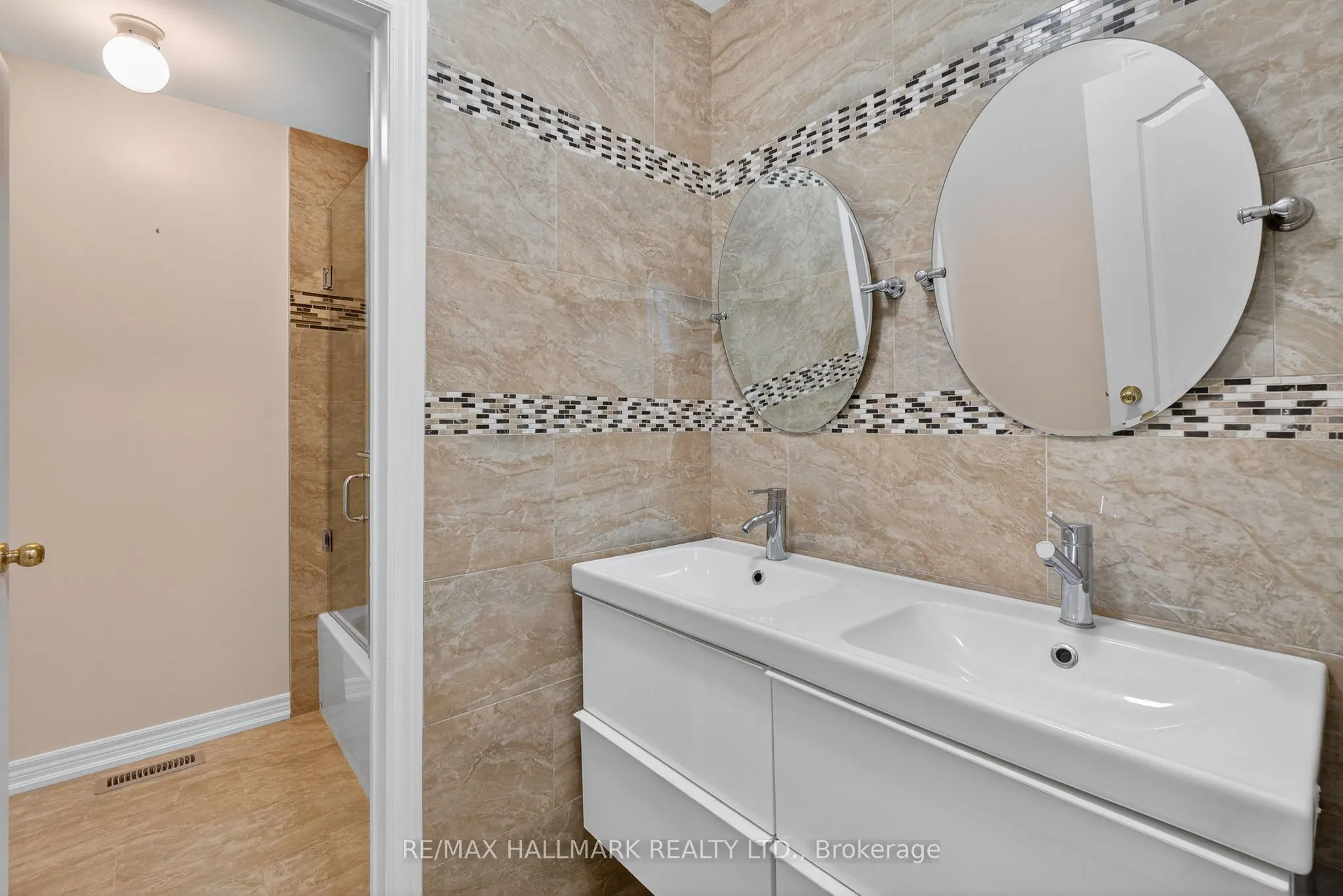 102 Destino Crescent