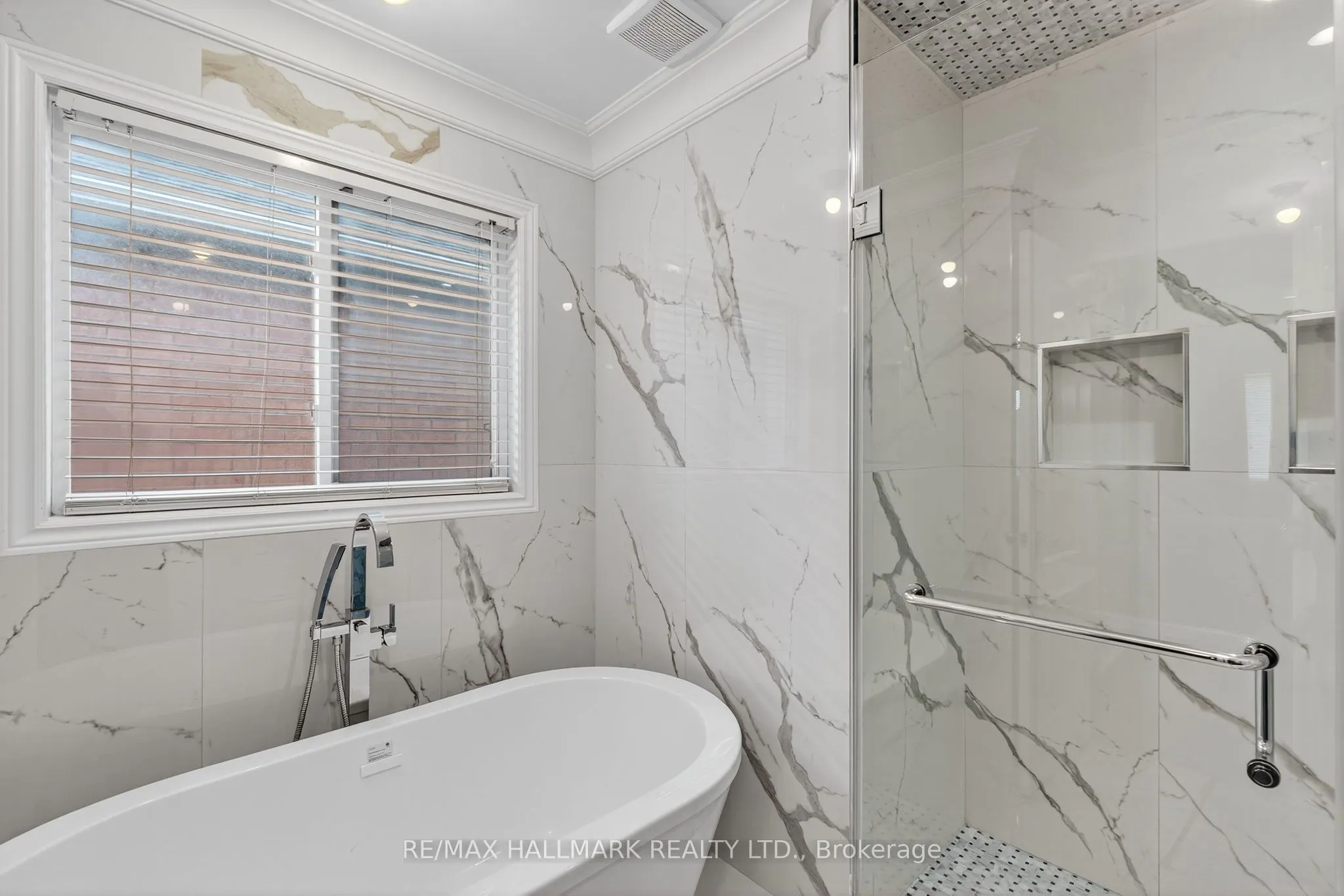 102 Destino Crescent