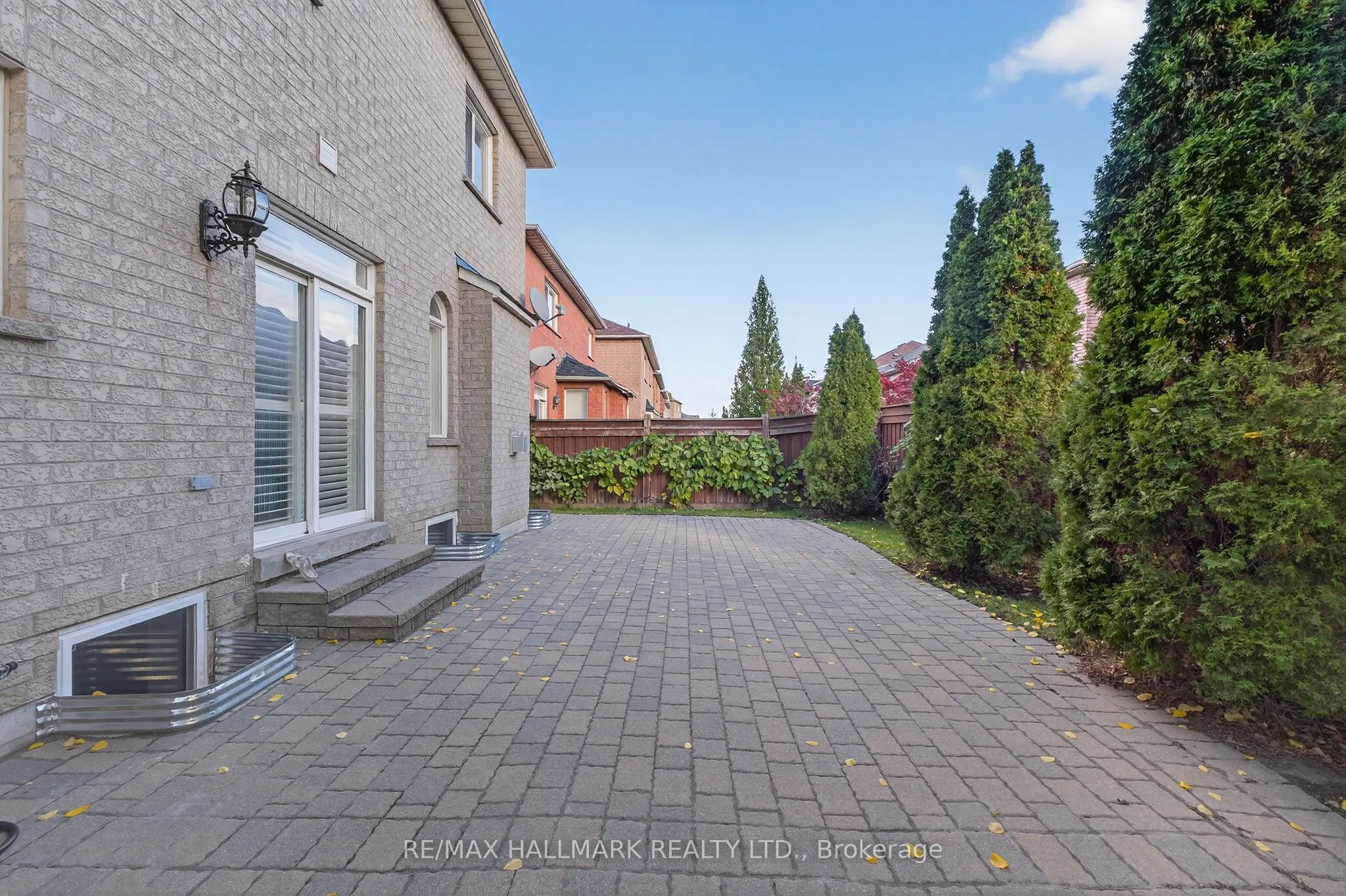 102 Destino Crescent