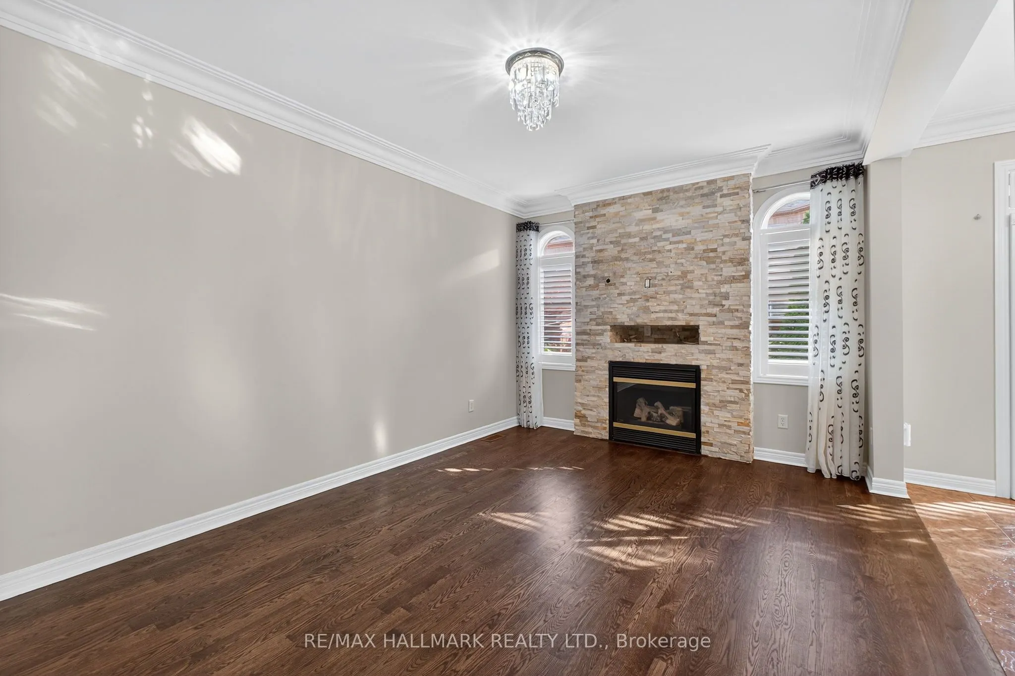 102 Destino Crescent