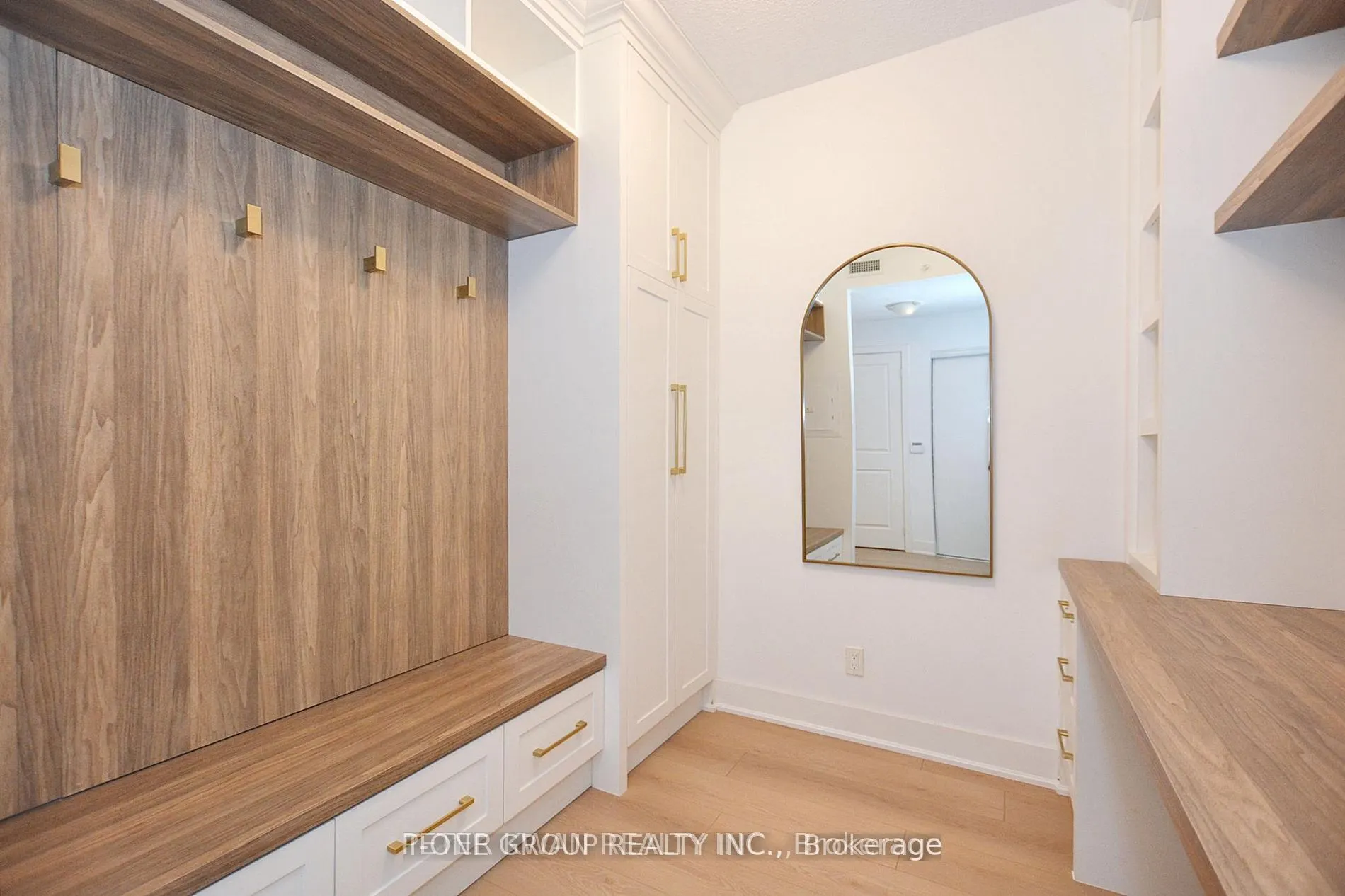 180 Enterprise Boulevard, #1014