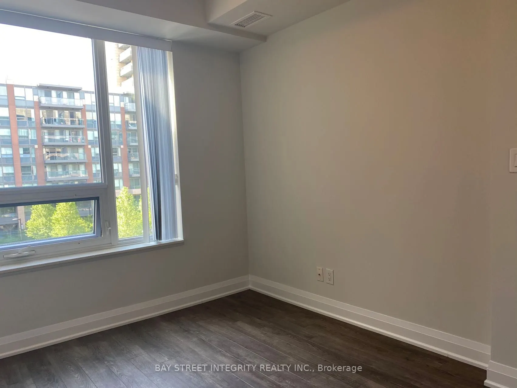 28 Uptown Drive, #329