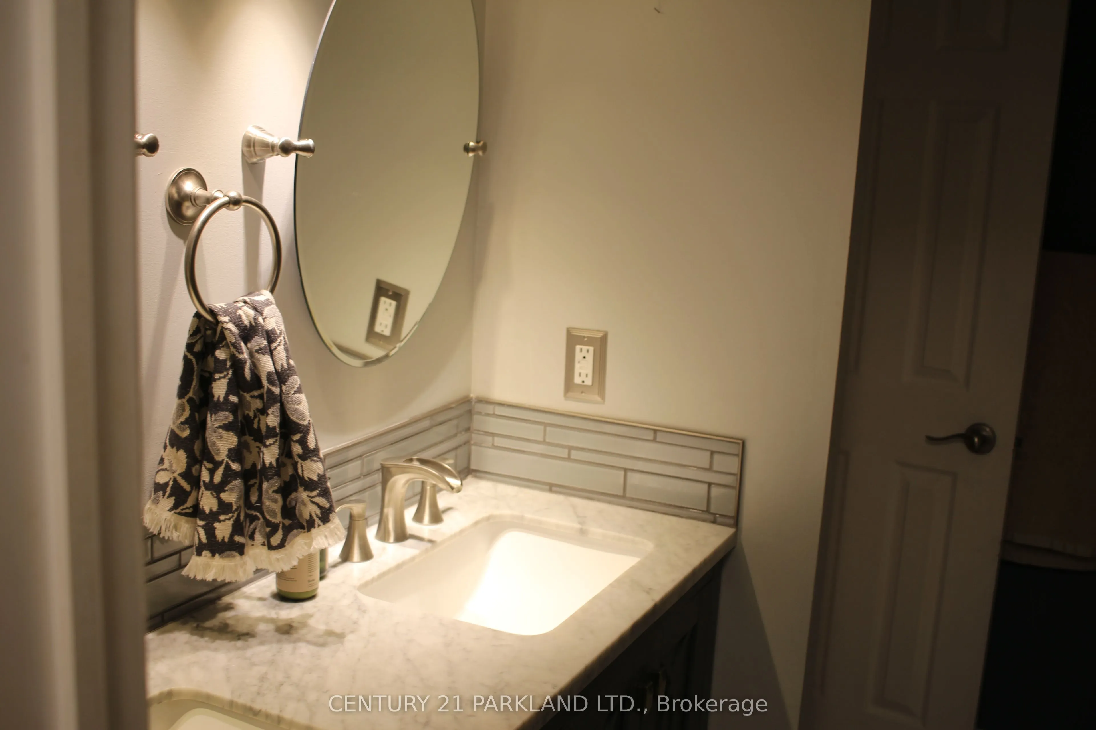 115 Main Street S, #13