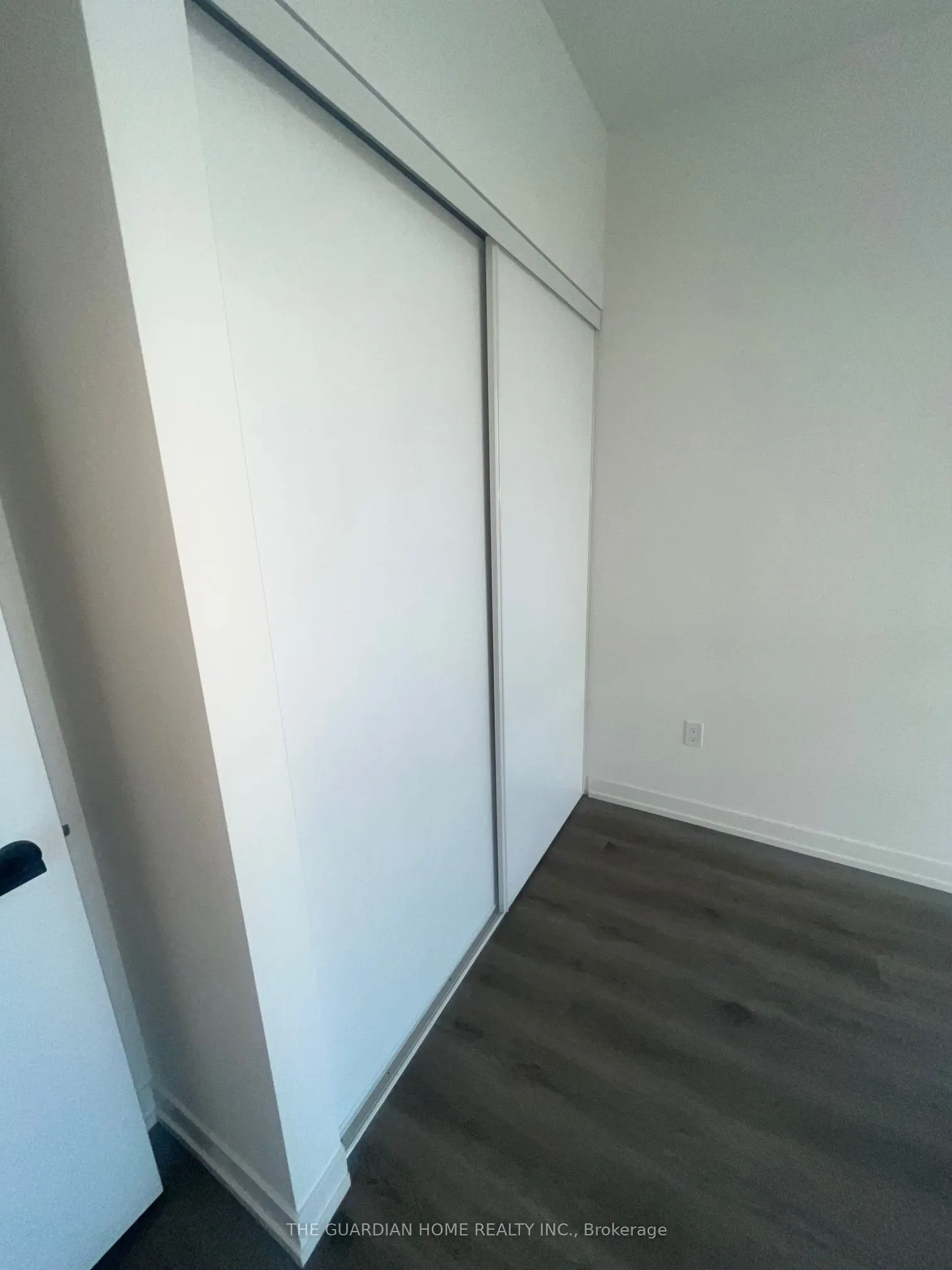 225 Commerce Street, #3310