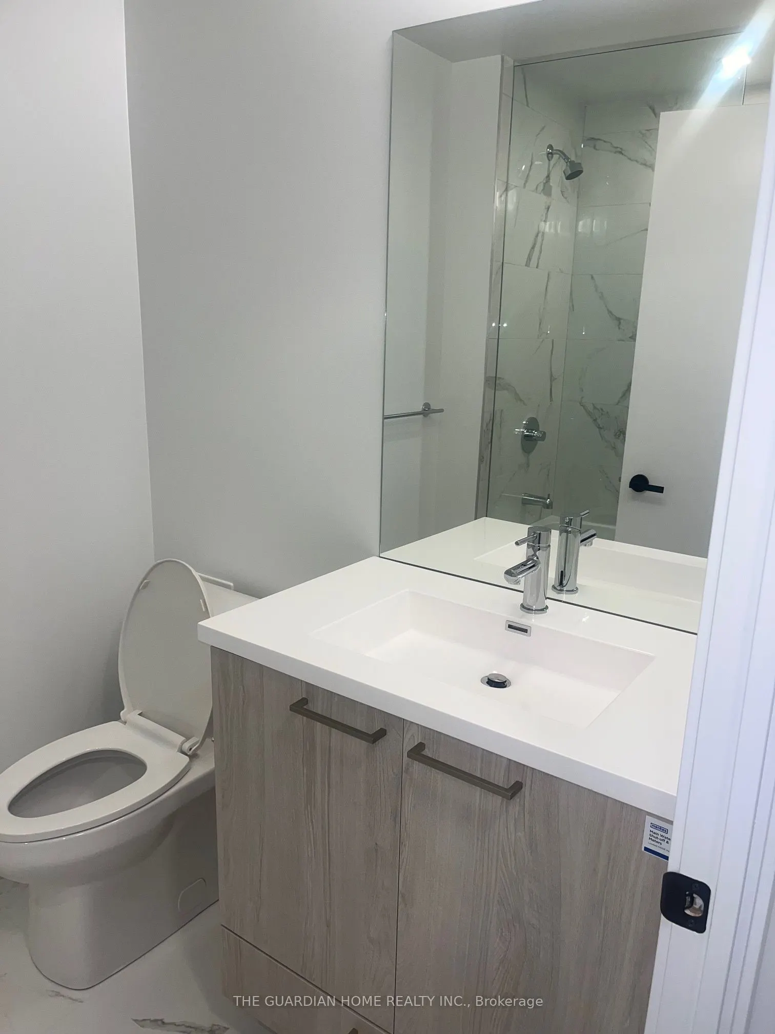 225 Commerce Street, #3310