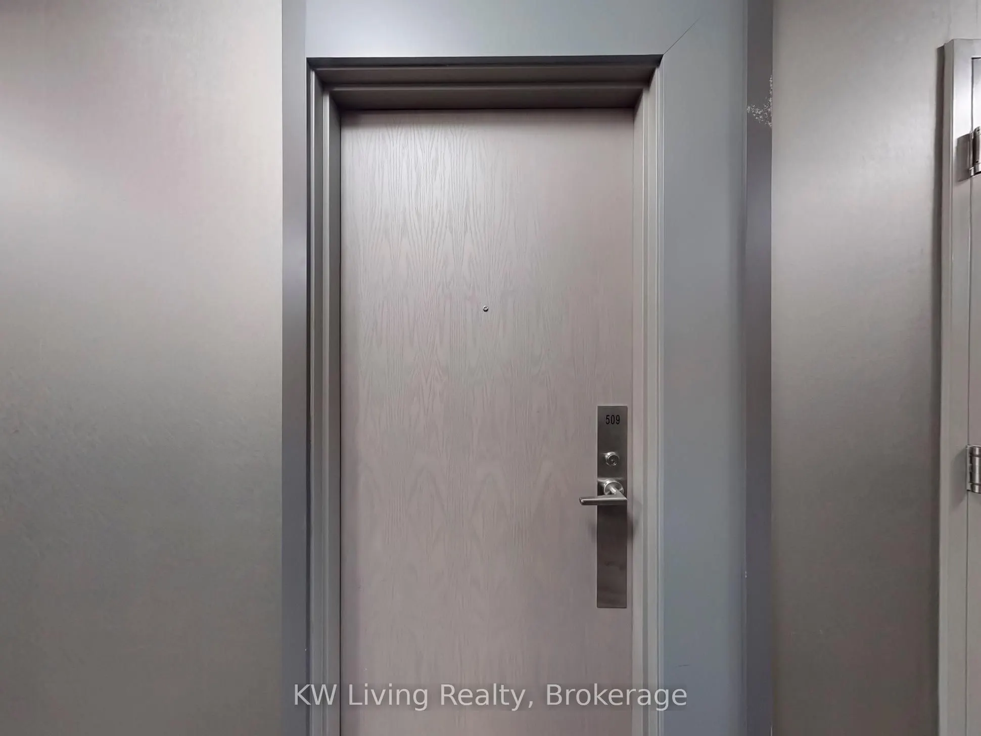 9088 Yonge Street, #509A