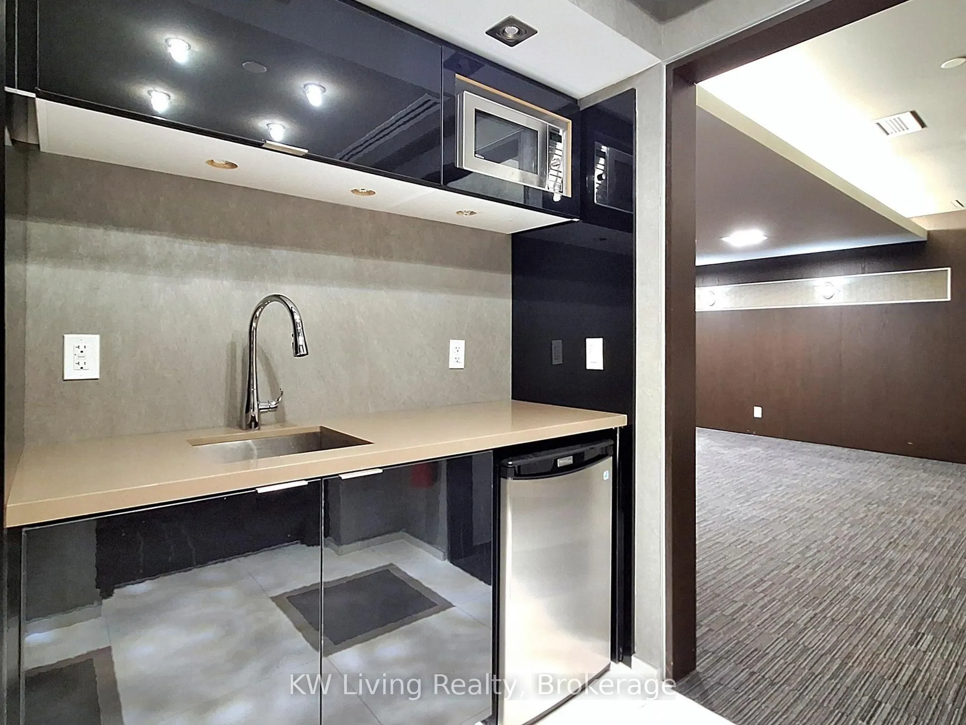 9088 Yonge Street, #509A