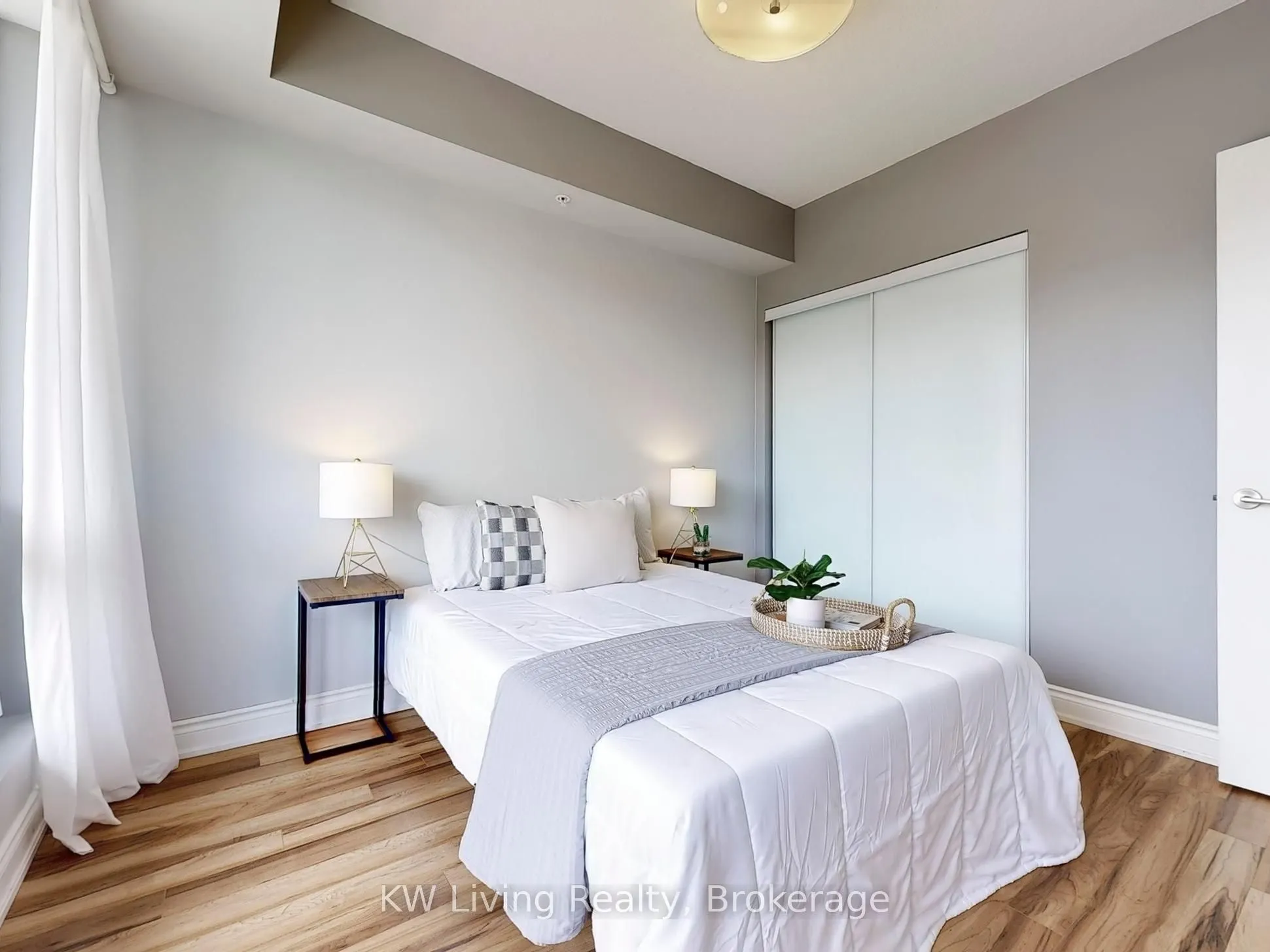 9088 Yonge Street, #509A