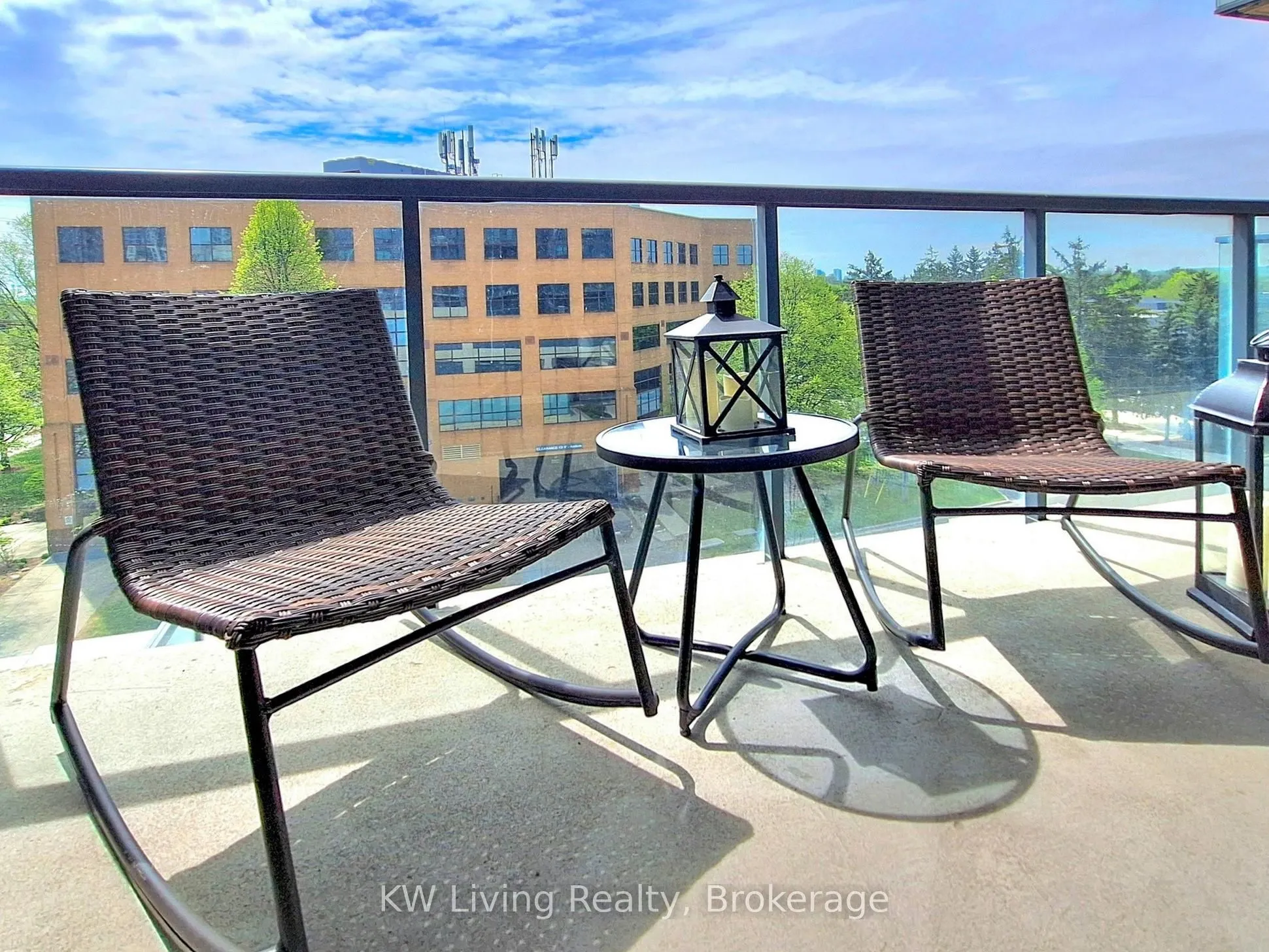 9088 Yonge Street, #509A