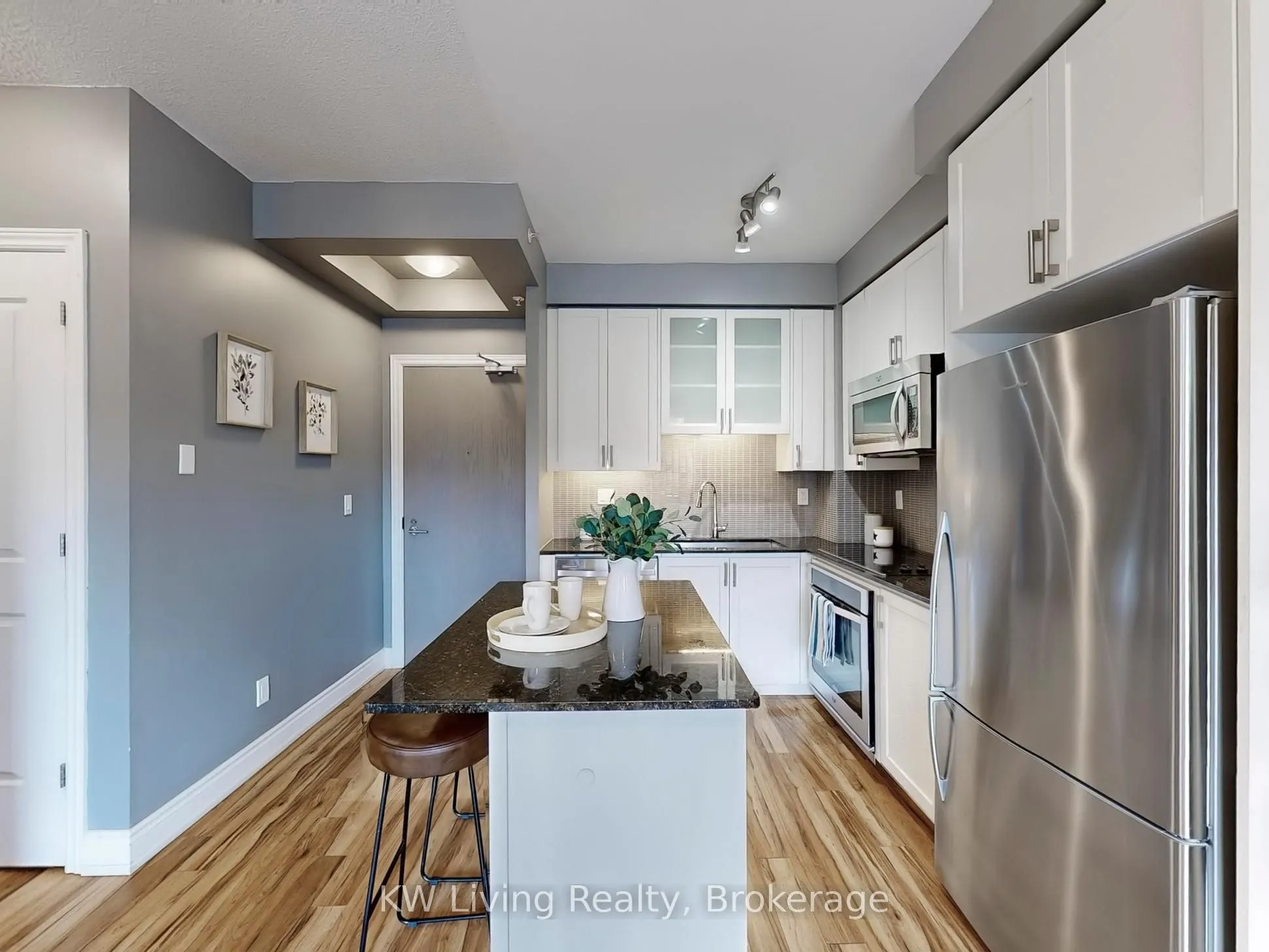 9088 Yonge Street, #509A