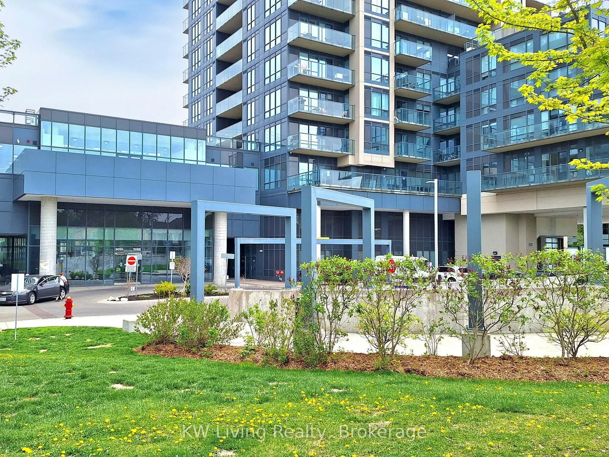 9088 Yonge Street, #509A