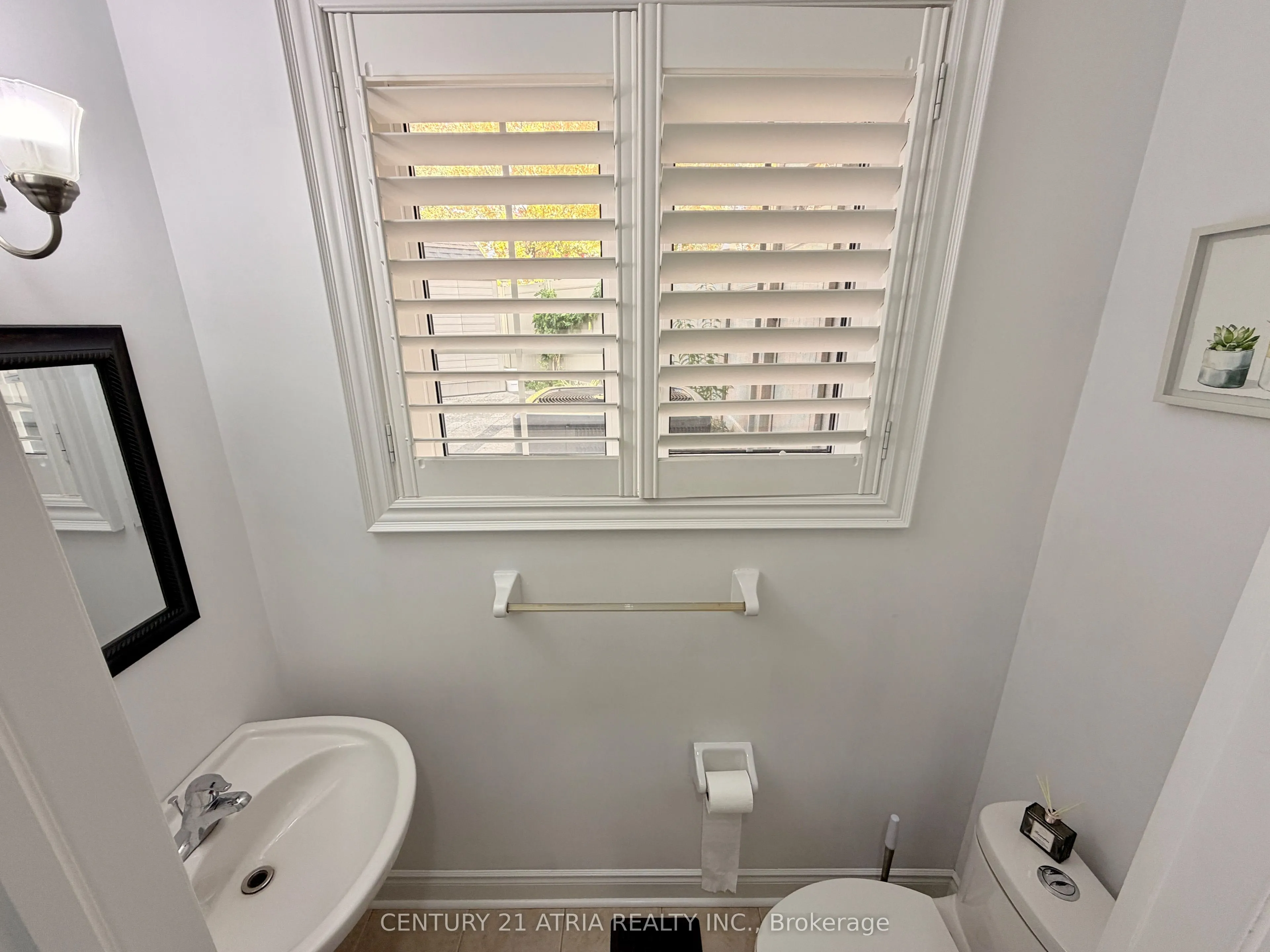 14 West Normandy Drive