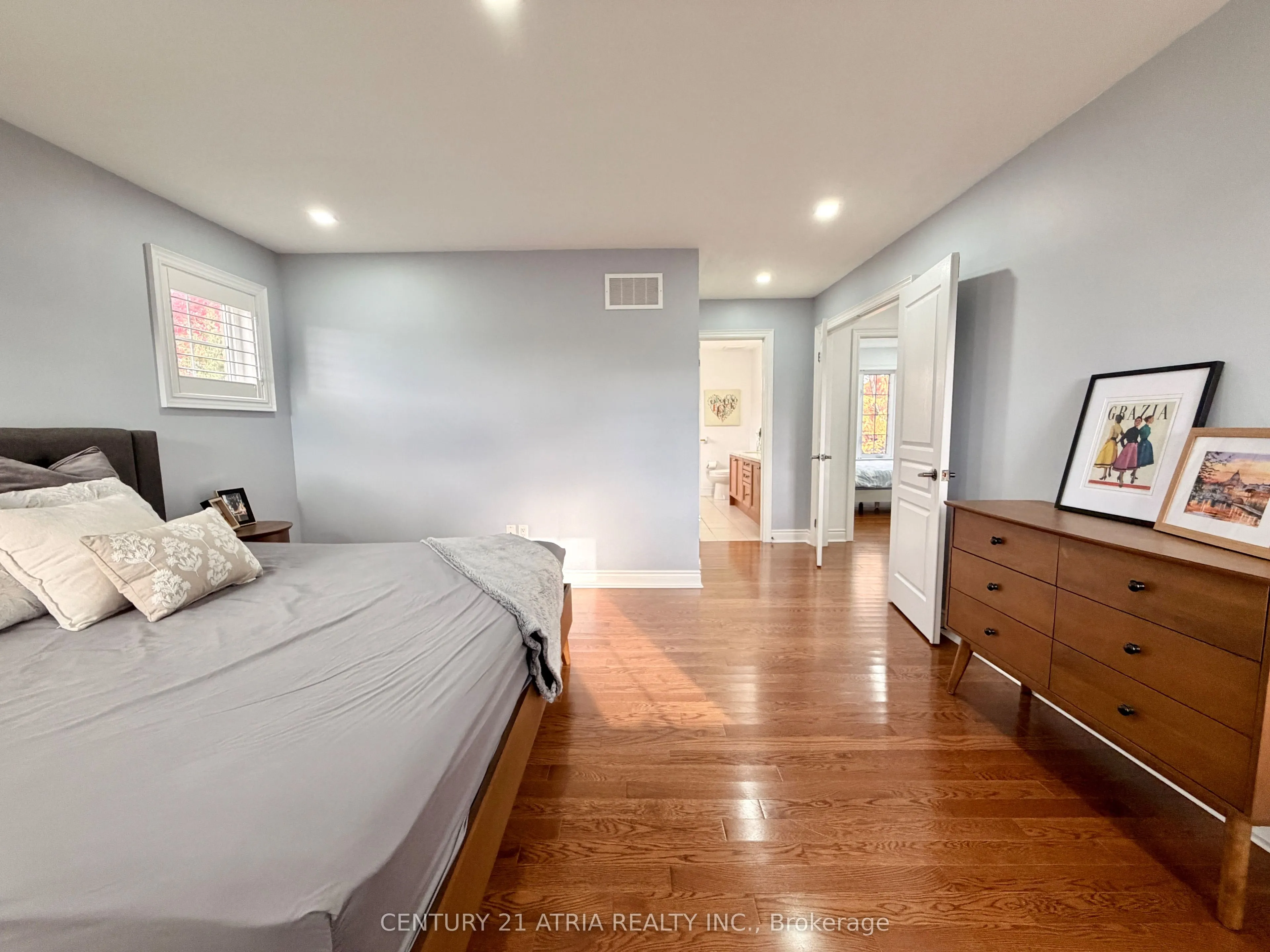 14 West Normandy Drive