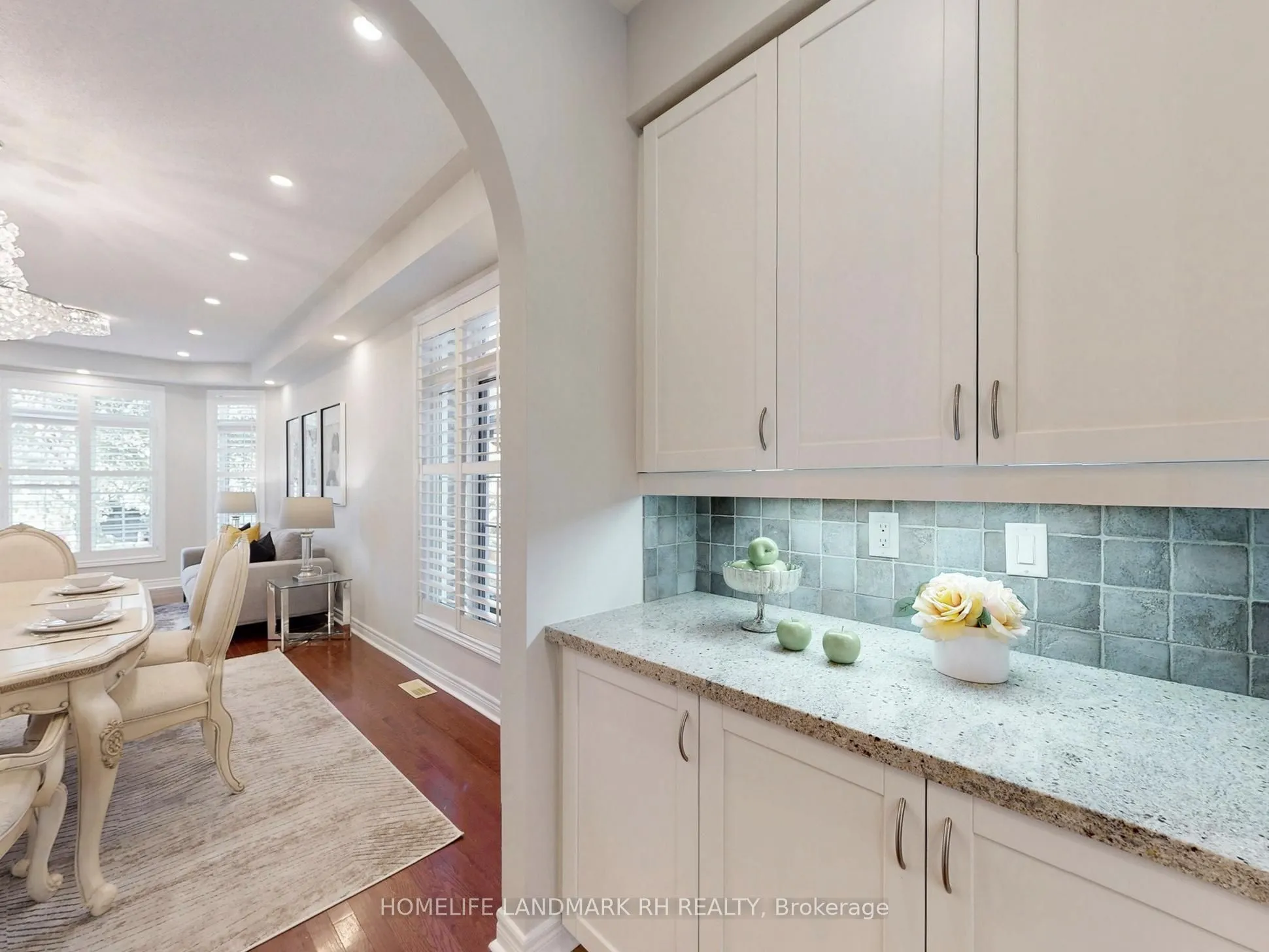 17 Gordon Weeden Road