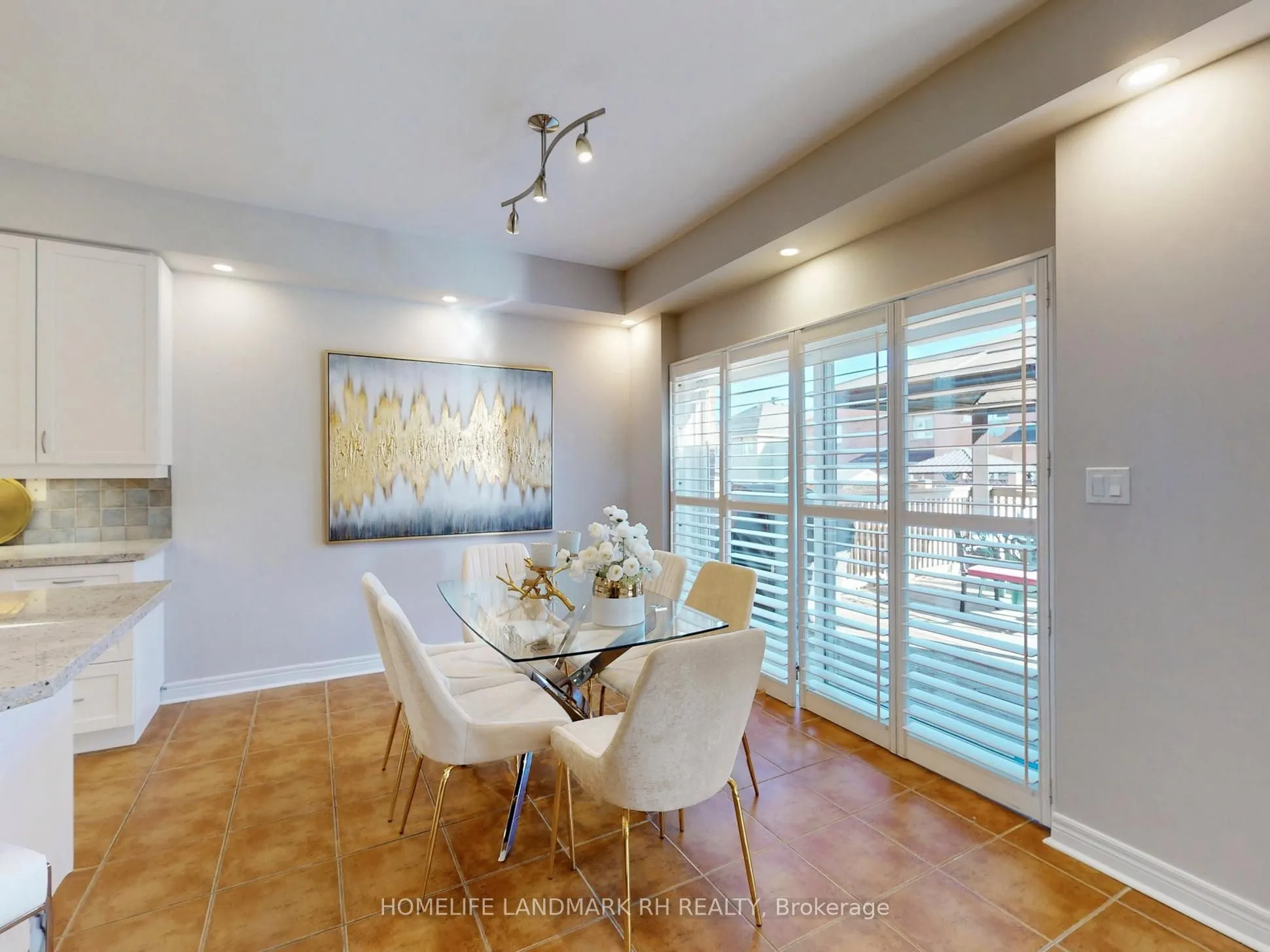 17 Gordon Weeden Road