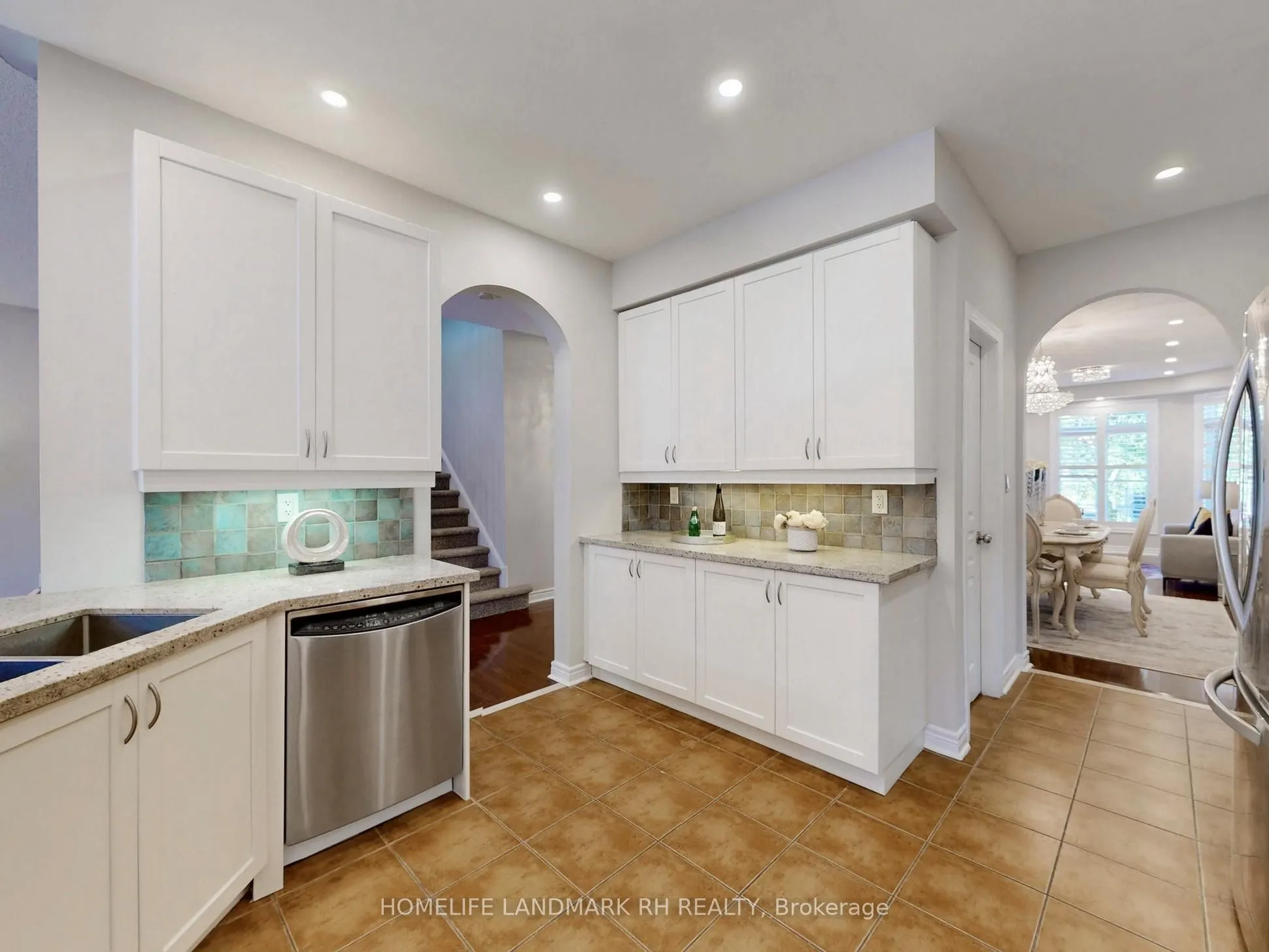 17 Gordon Weeden Road