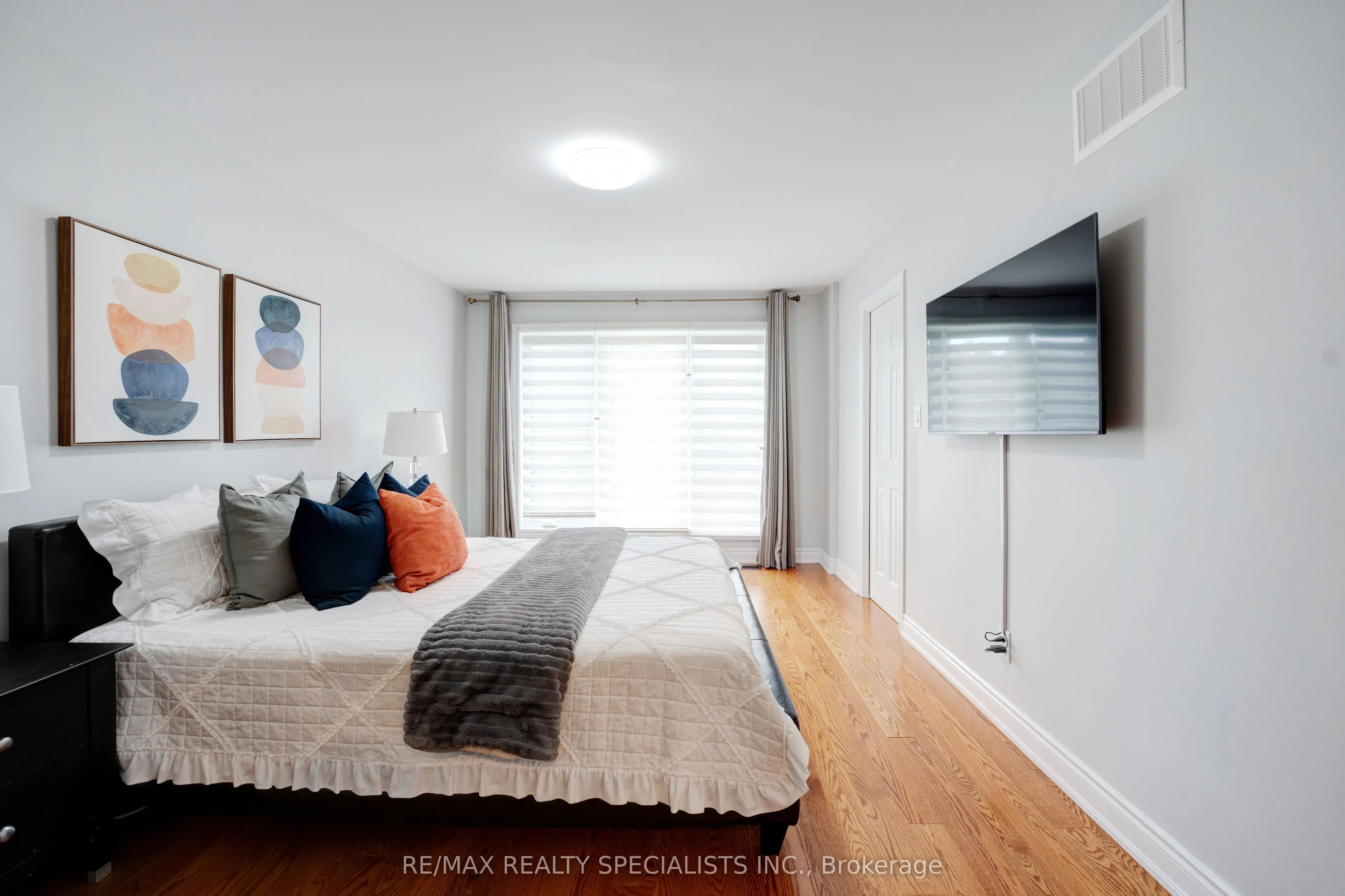 36 Devonsleigh Boulevard