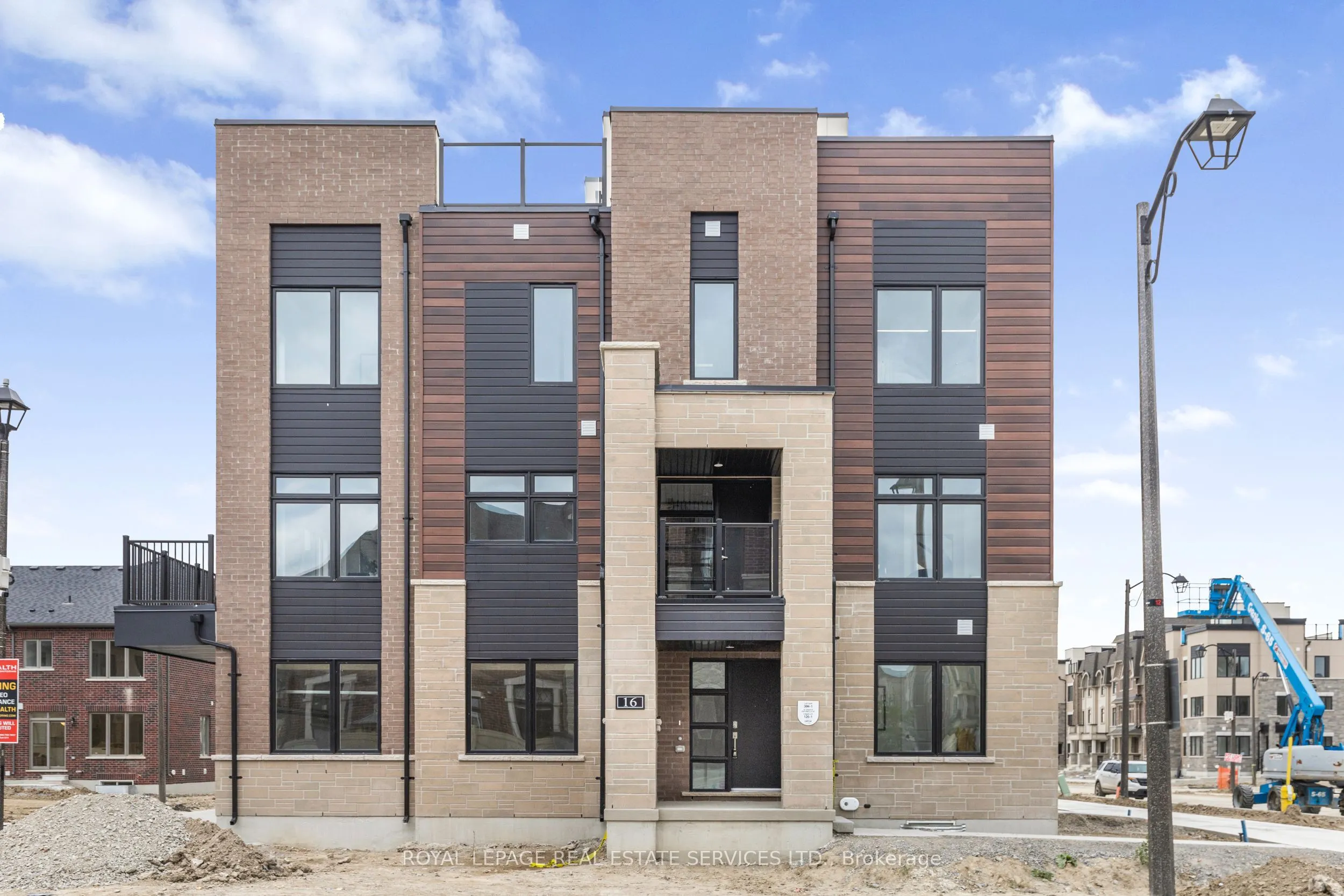 16 Jessica Antonella Street